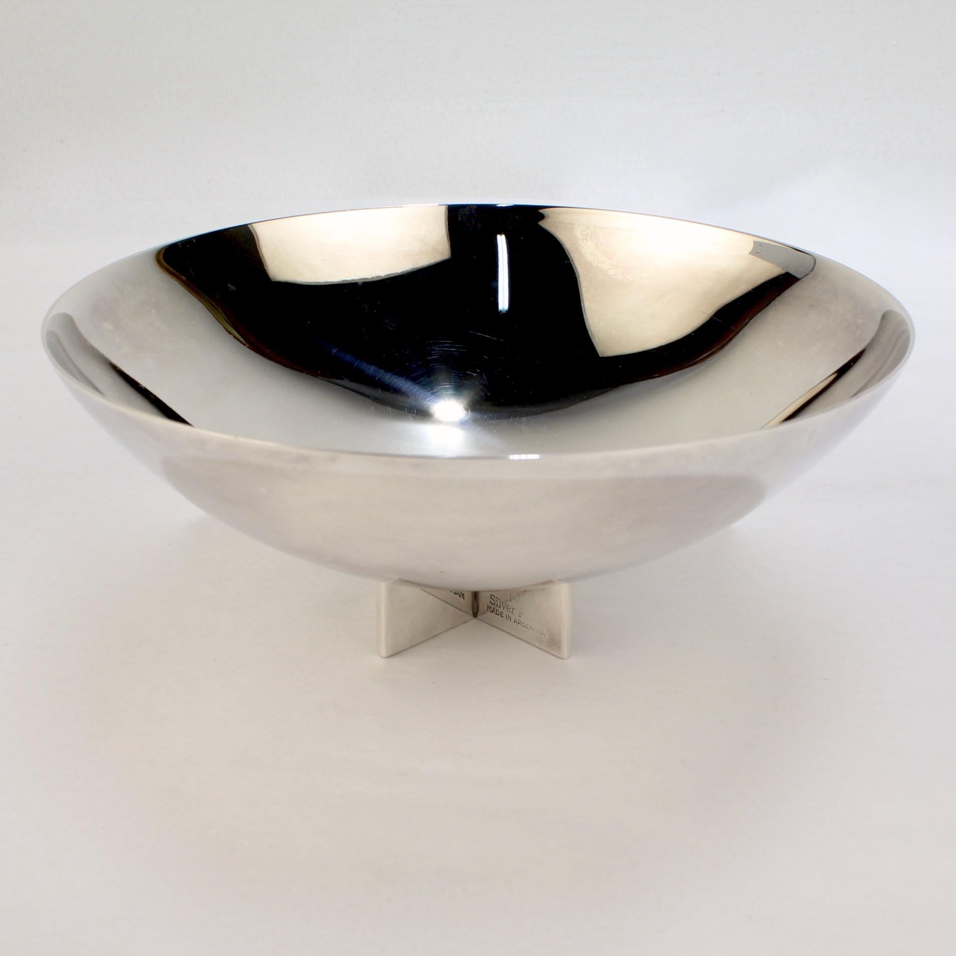 Moderne Bol croisé postmoderne en métal argenté de Richard Meier pour Swid Powell en vente