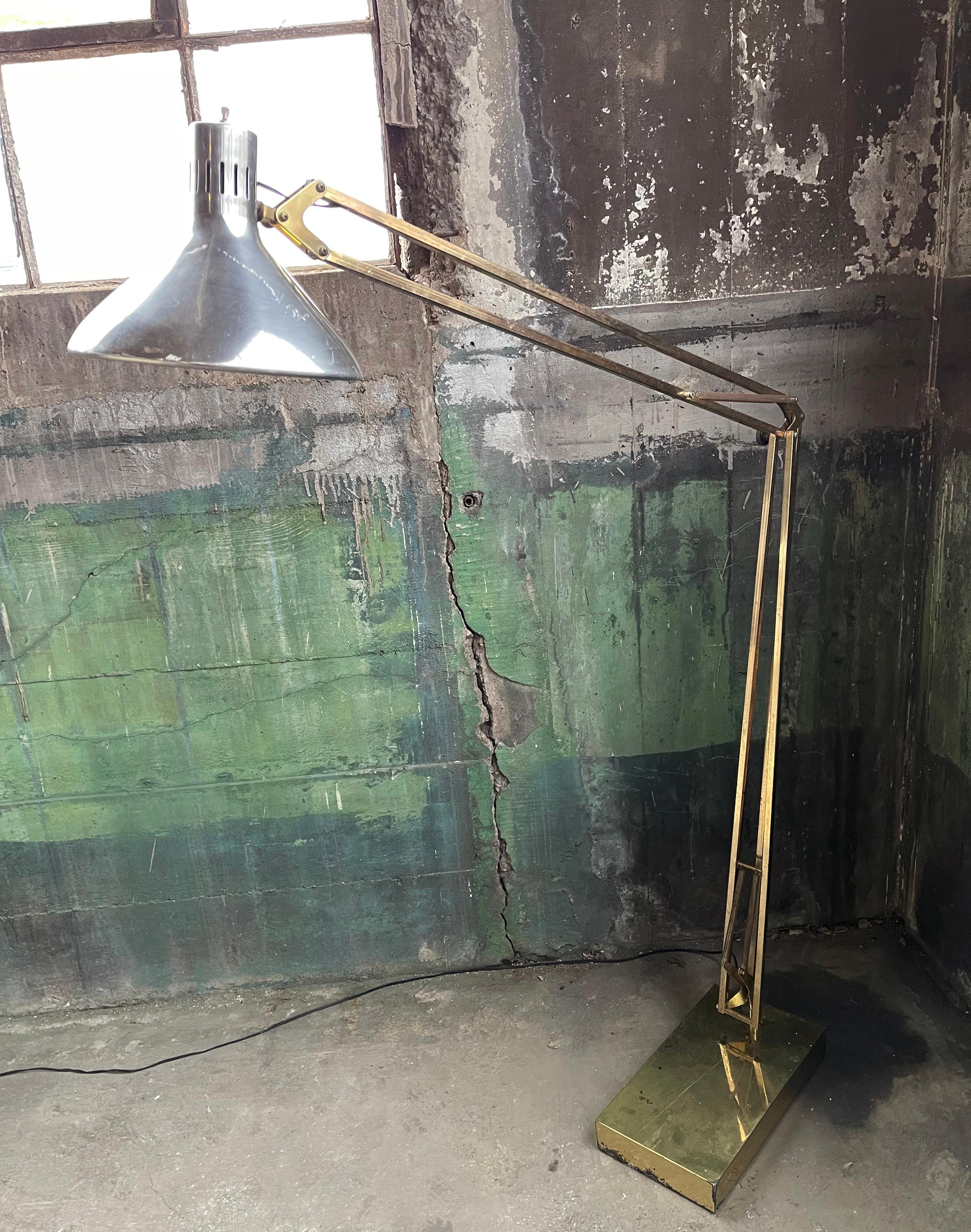 PostModern 70s Giant Brass Floor Lamp Luxo Articulating Architect Drafting In Good Condition For Sale In Madison, WI