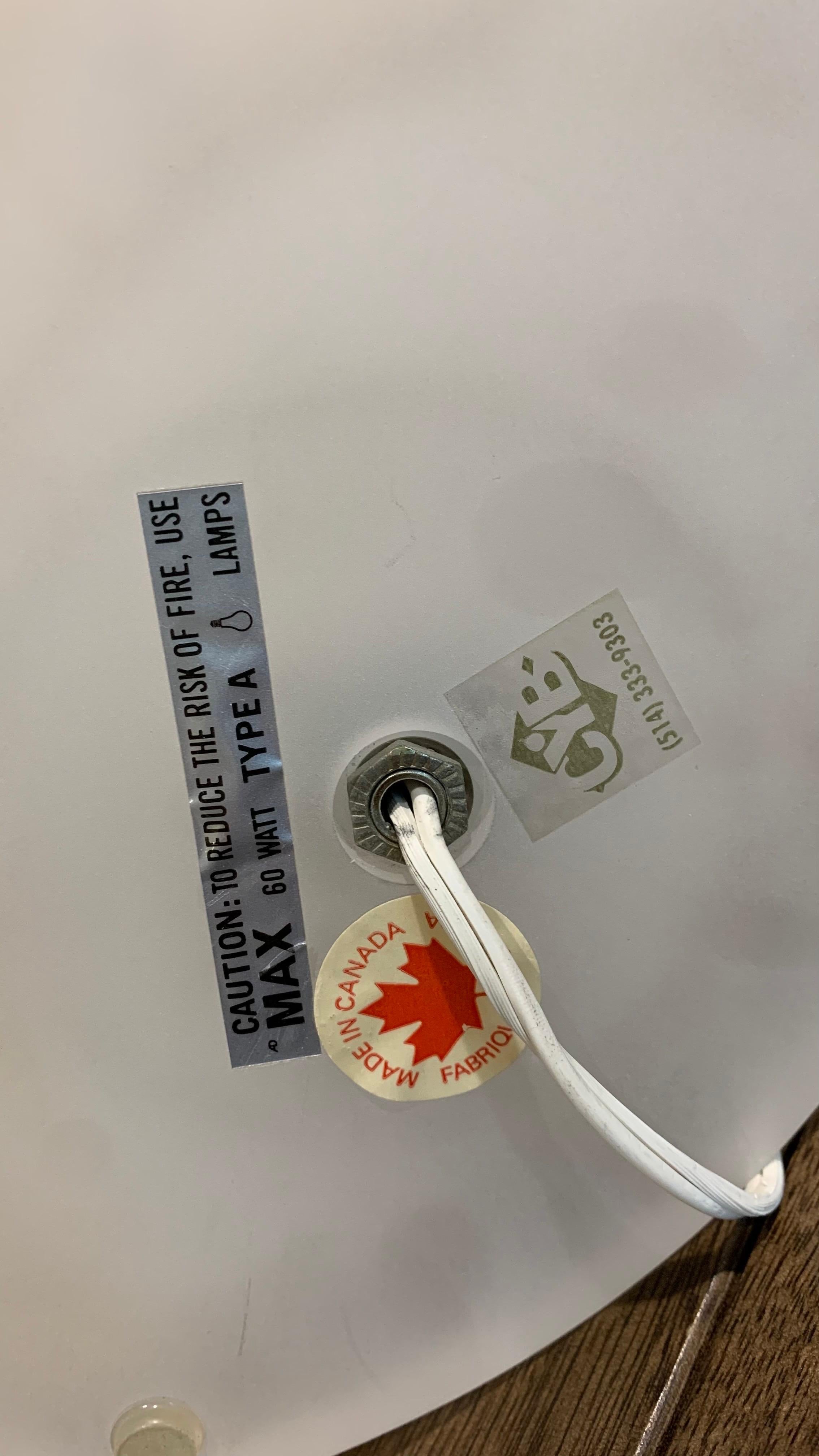 Lampe postmoderne en acrylique par CYB en vente 13