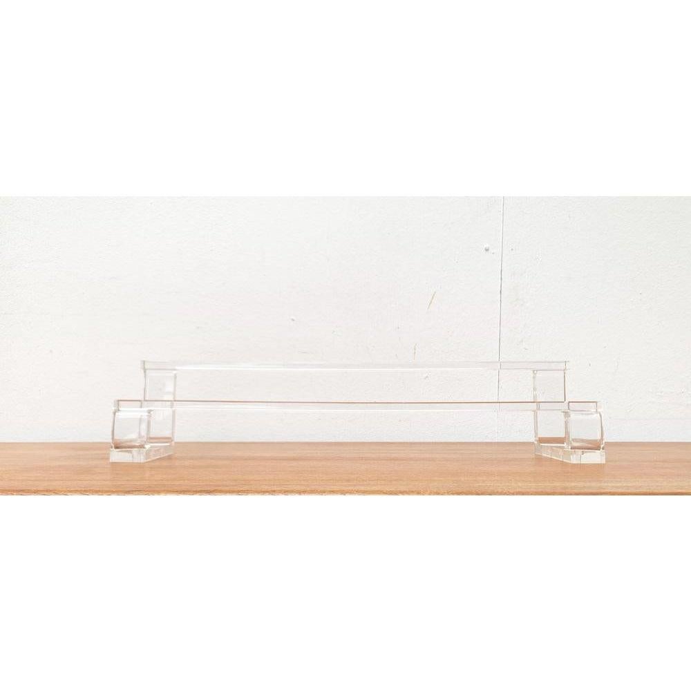 Postmodern Acrylic Warderobe or Towel Holder, 1980s, in Very Good conditions. Designed 1980 to 1989.

Additional information:
Materials: Plastic
Style: Postmodern
Item Type: Vintage, Antique or Pre-owned
Dimensions: 23.62ʺW × 5.12ʺD ×