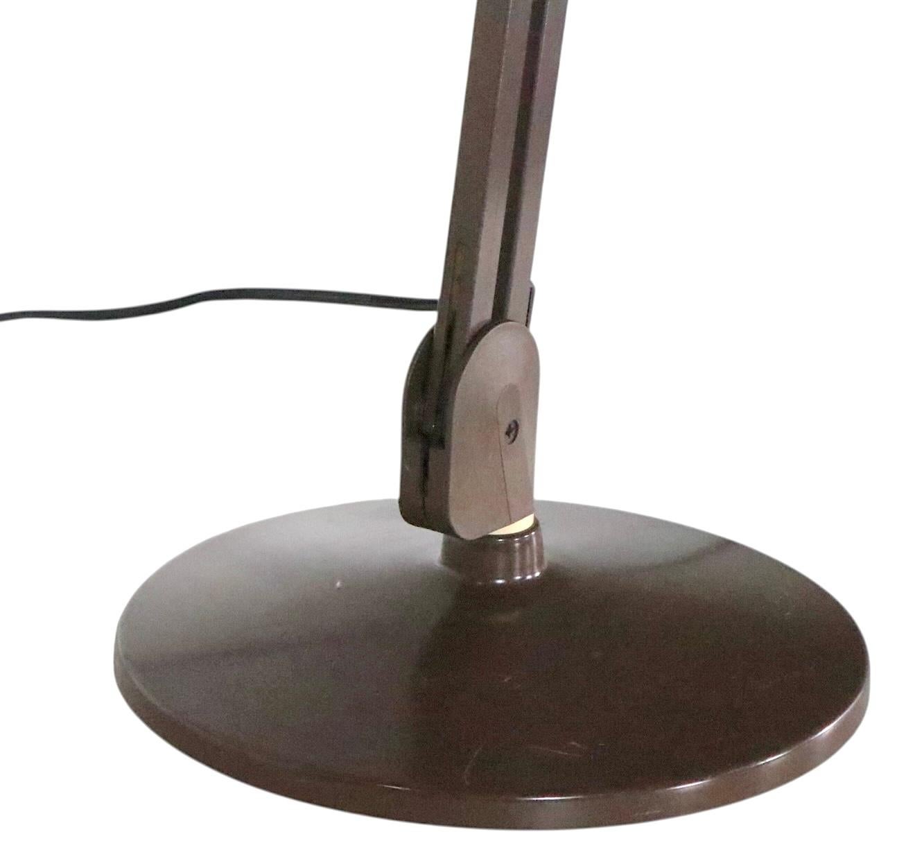 Postmoderne Schreibtischlampe Poise mit verstellbarem Winkel von LUXO um 1970 im Angebot 8