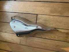 Applique postmoderne en aluminium "Cyrano" par Bernard Dequet pour Lucien Gau, années 1990.