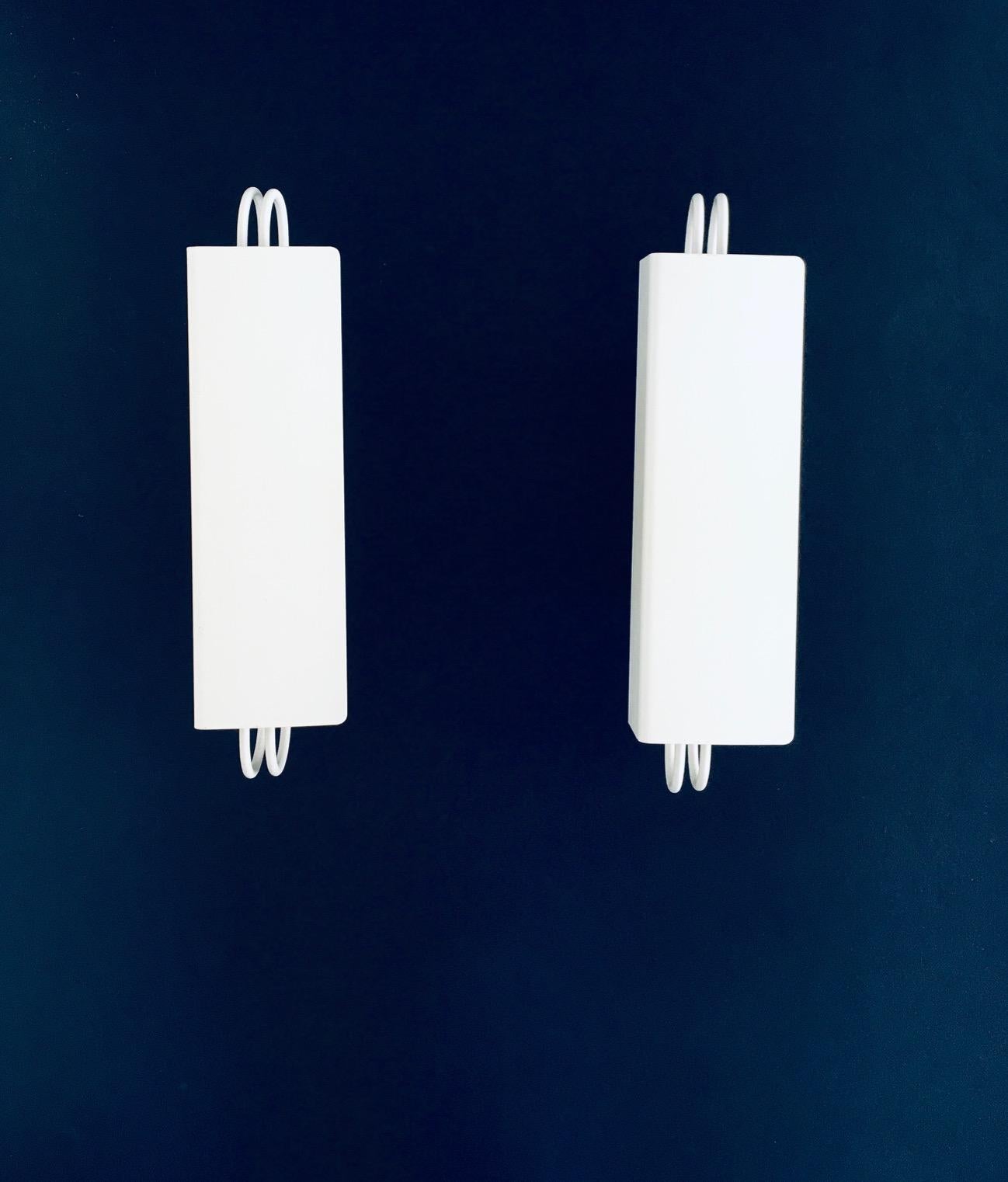 Postmodernes architektonisches Design Wandlampen-Set, Belgien 1980er Jahre im Angebot 1