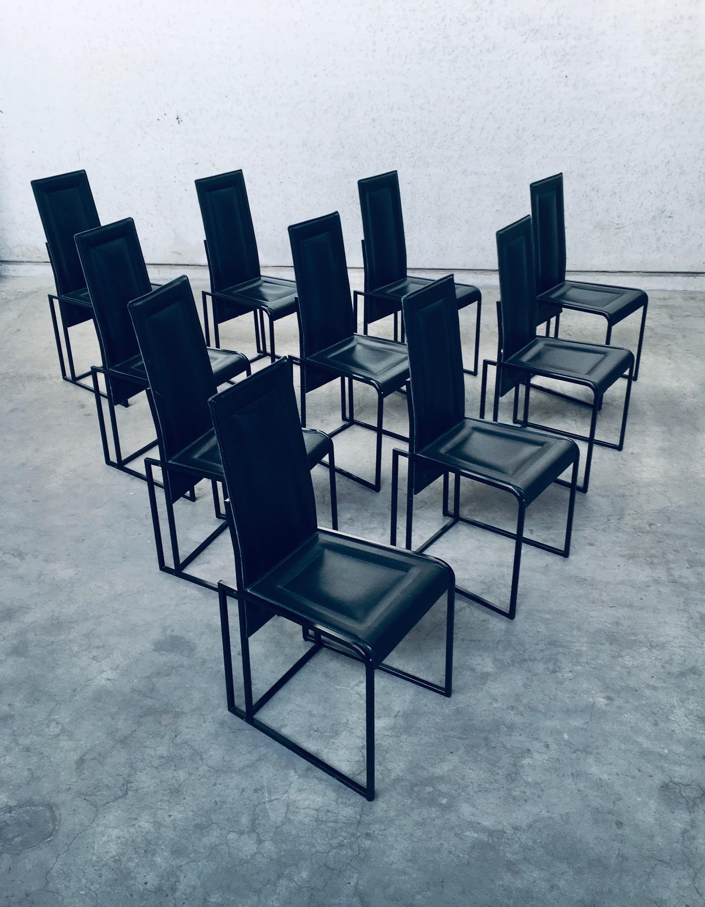 Italian Postmodern Architectural Design Set of 10 Dining Chairs 1980's Italy For Sale