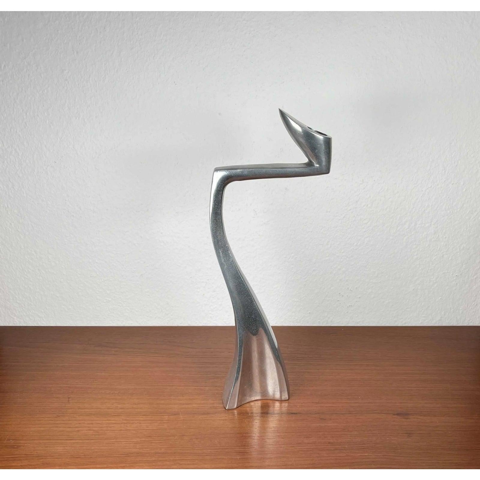 Portacandele postmoderno in alluminio Swan della serie Arclumis di Matthew Hilton, anni '80 in vendita 1