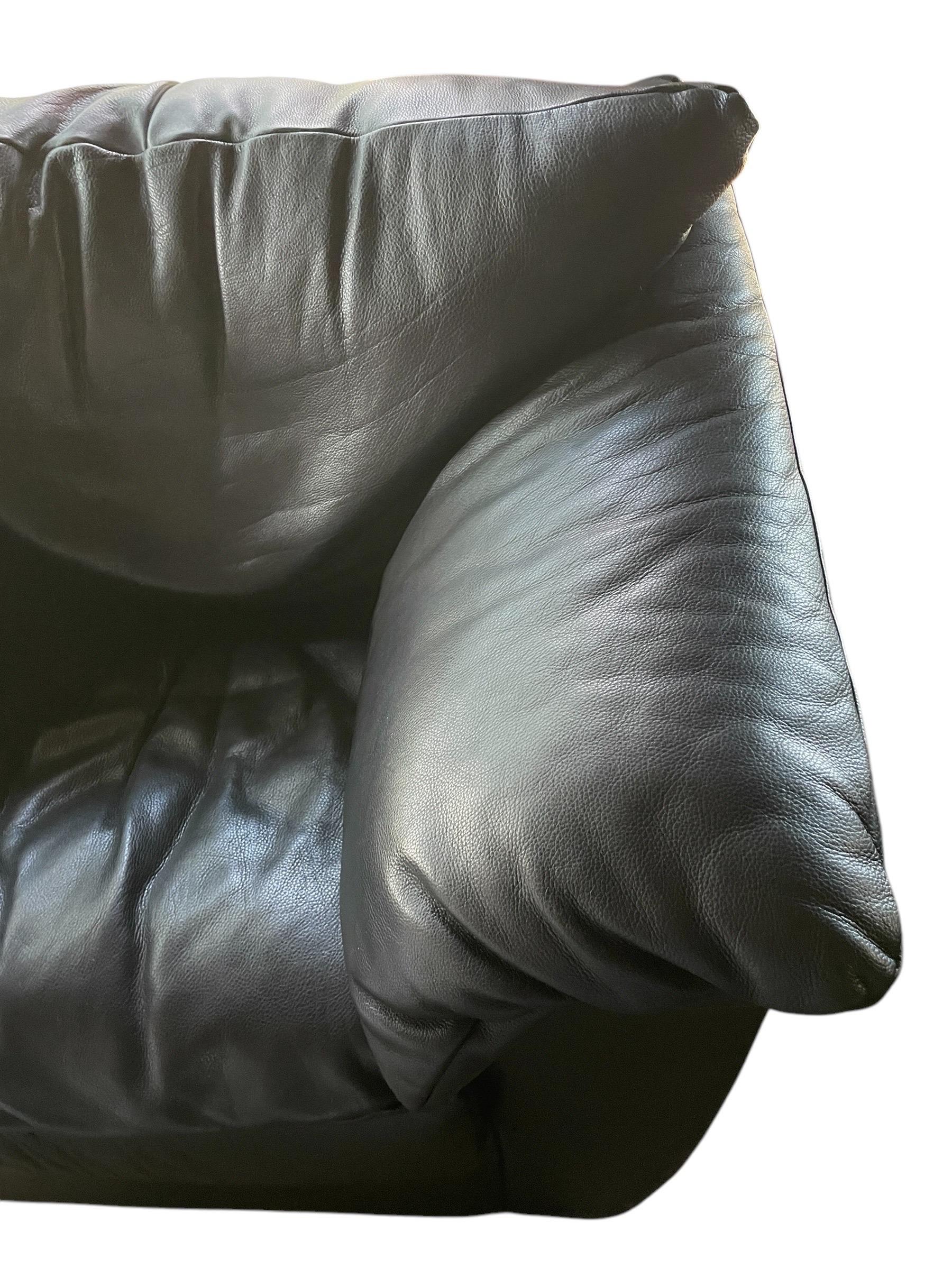 Postmodern Armchair Black Leather In the style of Roche Bobois Leather Armchair For Sale 4