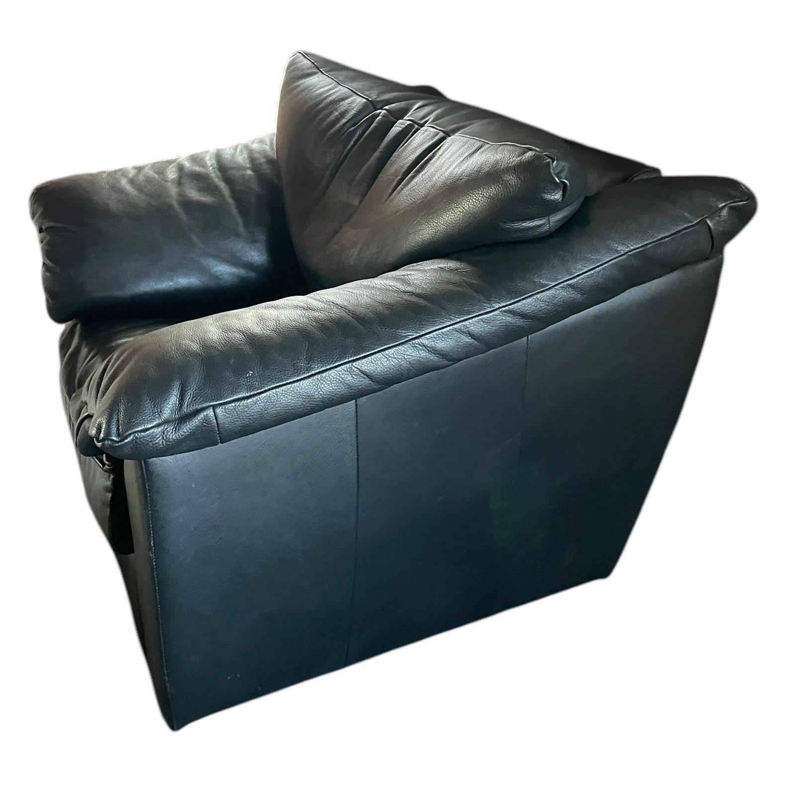 20th Century Postmodern Armchair Black Leather In the style of Roche Bobois Leather Armchair For Sale