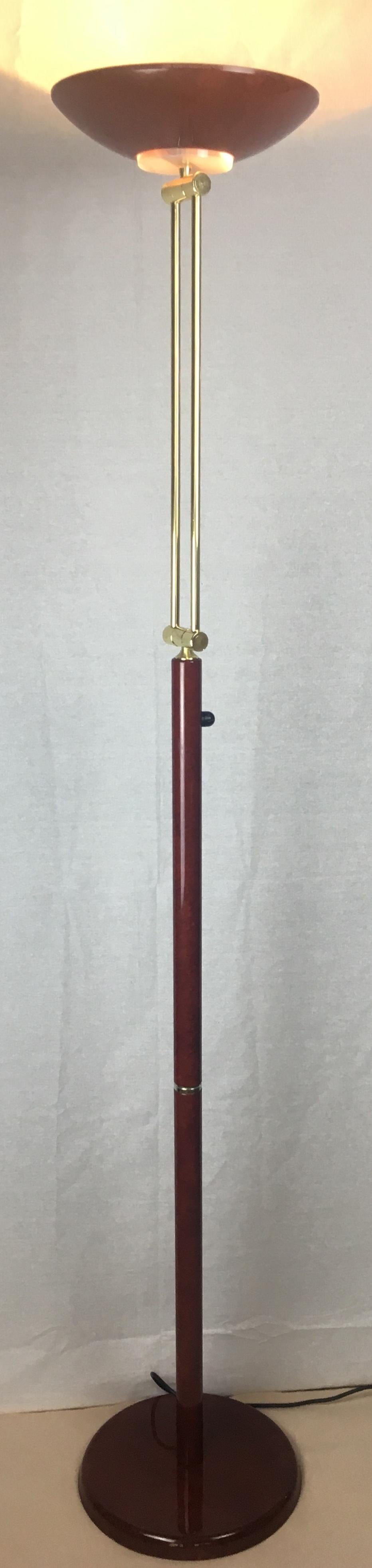 Postmodern Articulated Floor Lamp Brass and Metal In Good Condition For Sale In Miami, FL