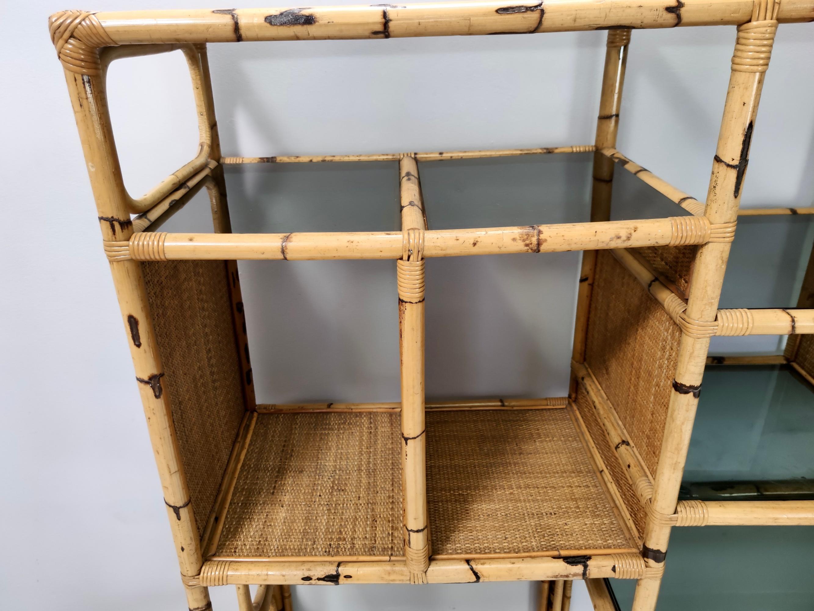 Italian Postmodern Bamboo Bookcase with Smoked Glass Shelves by Vivai del Sud, Italy For Sale