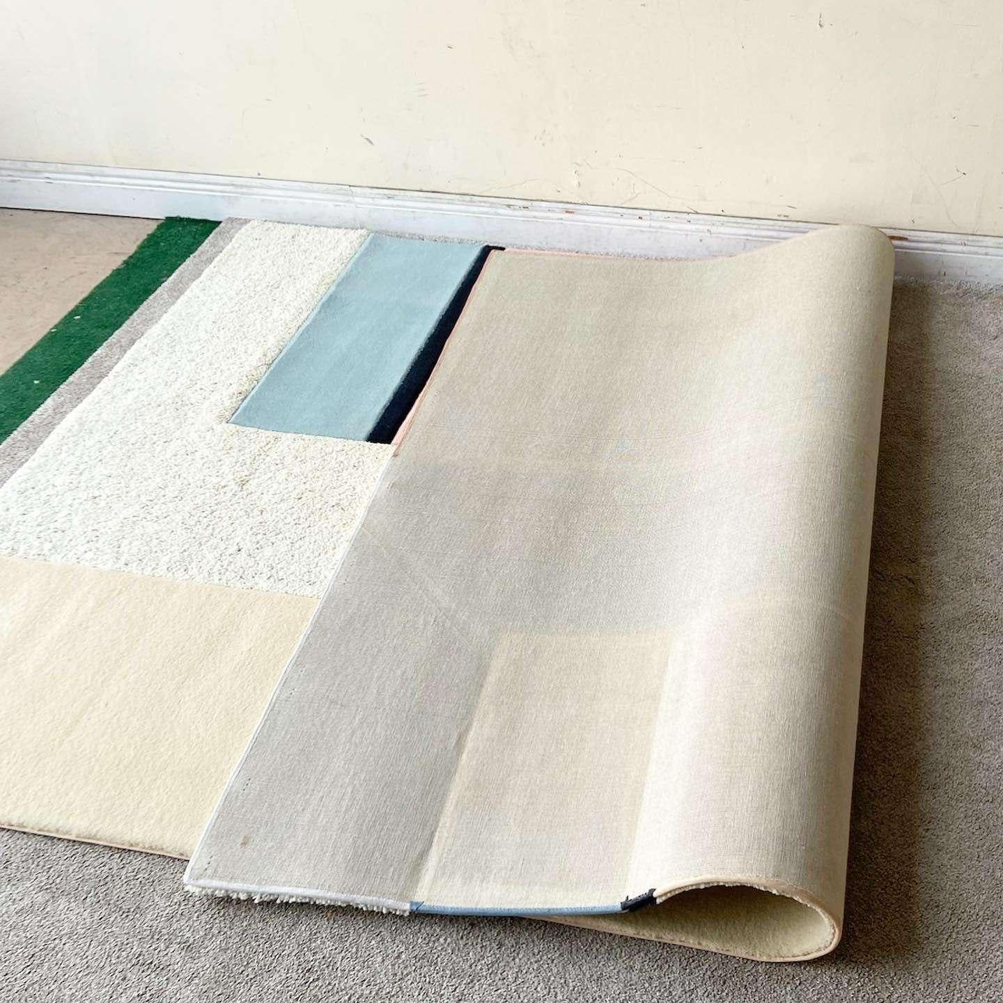 Postmoderner rechteckiger Teppich in Beige, Blau, Rosa und Schwarz (Stoff) im Angebot