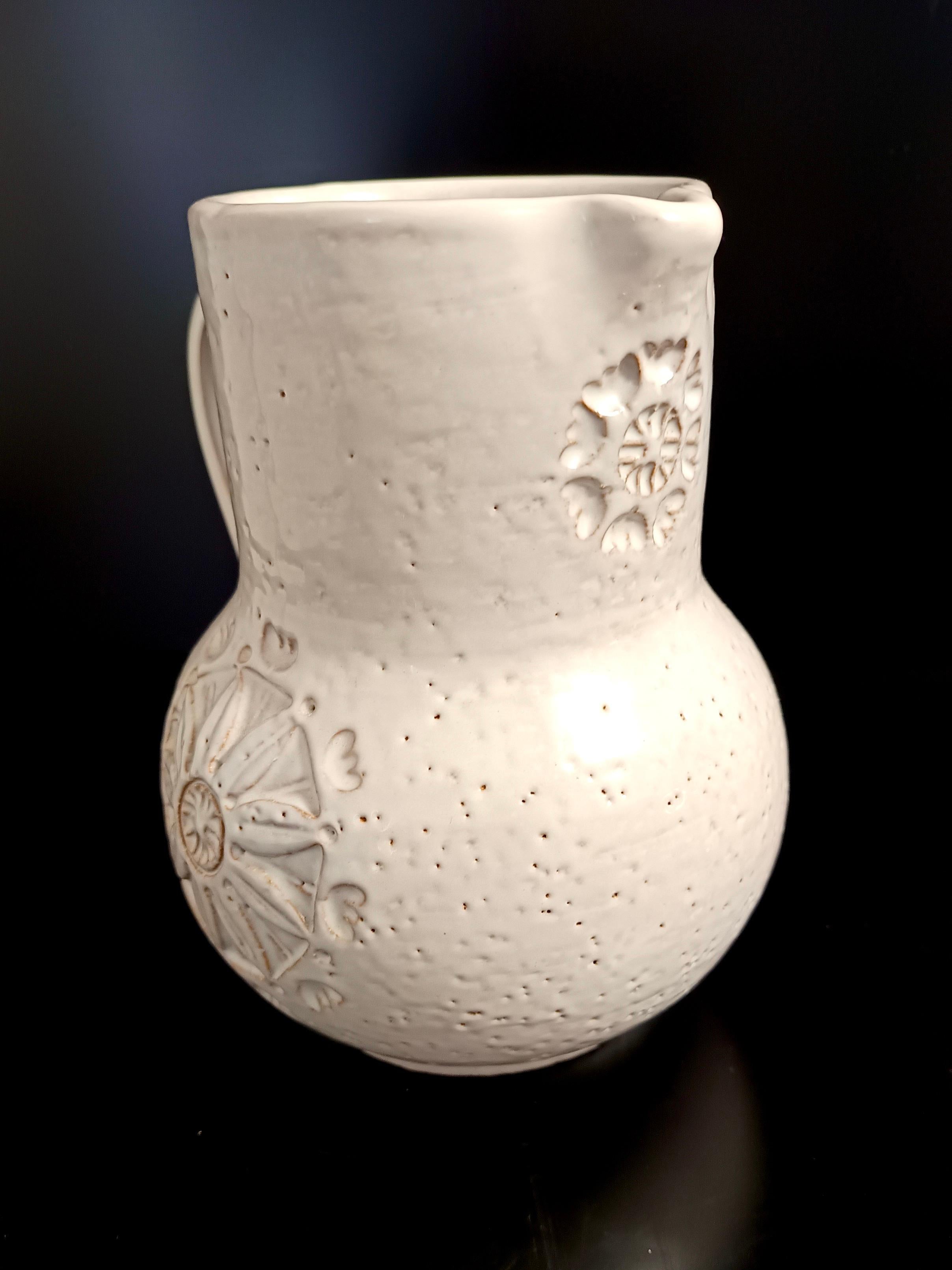 Fin du 20e siècle Pichet / Vase postmoderne en faïence beige d'Aldo Londi pour Bitossi, Italie en vente