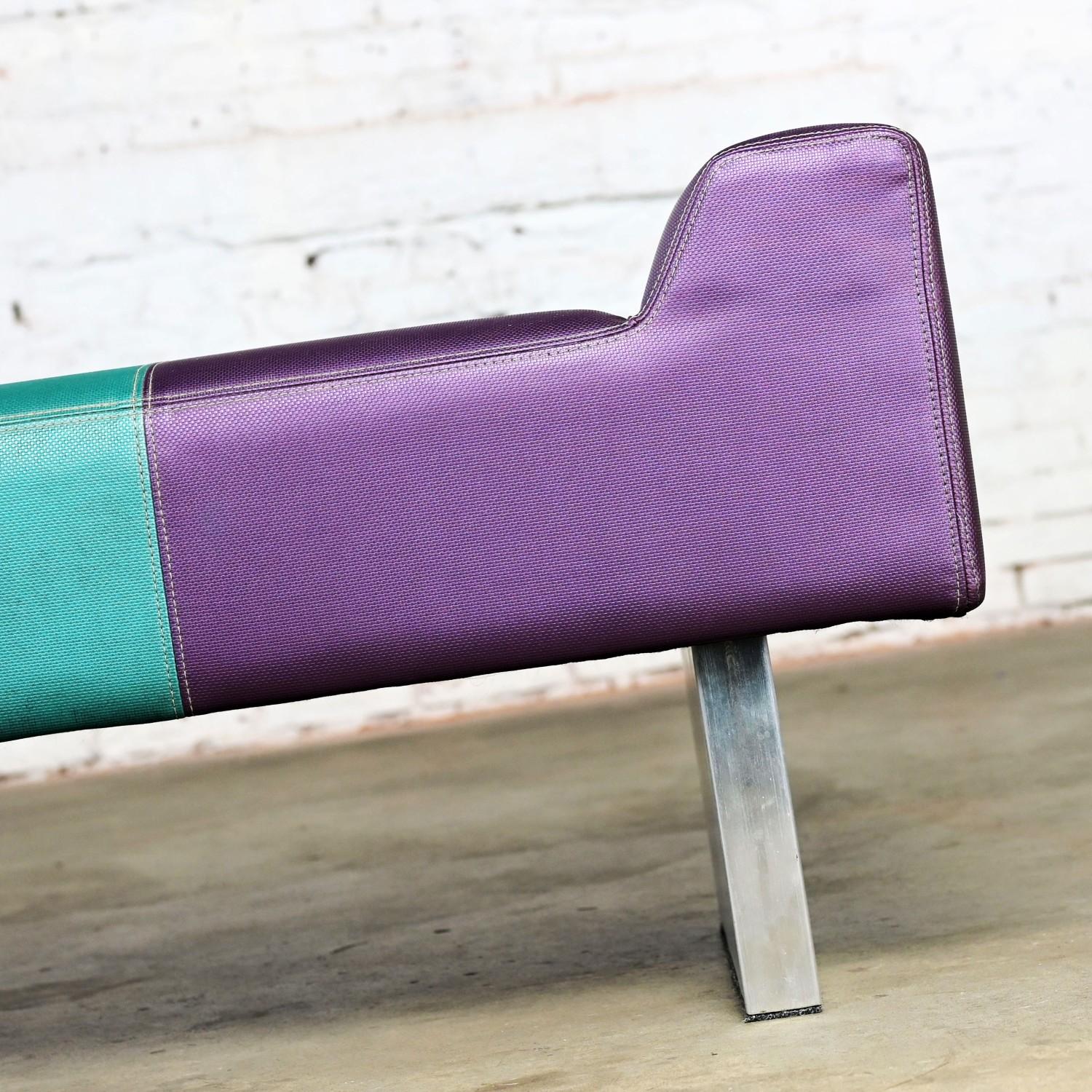 Postmodern Bench Purple Vinyl & Brushed Aluminum Base after the Memphis Group For Sale 7