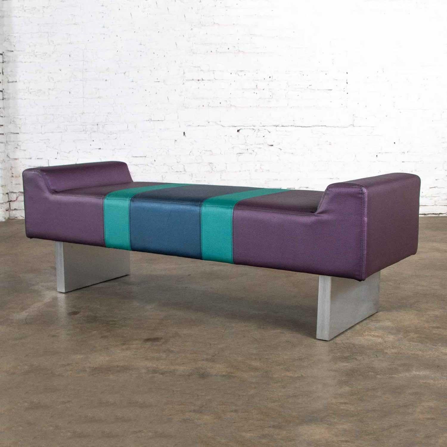 Postmodern Bench Purple Vinyl & Brushed Aluminum Bases after the Memphis Group For Sale 7