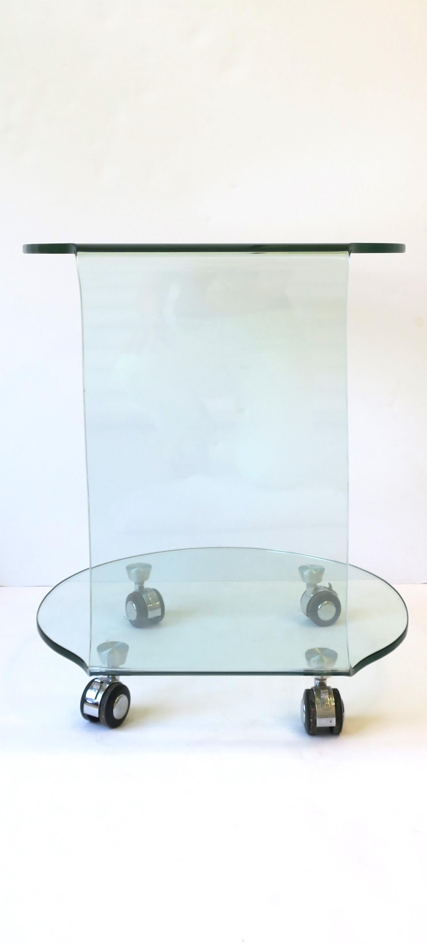 Postmodern Bent Glass Side or End Table in the Style of Fiam For Sale 8