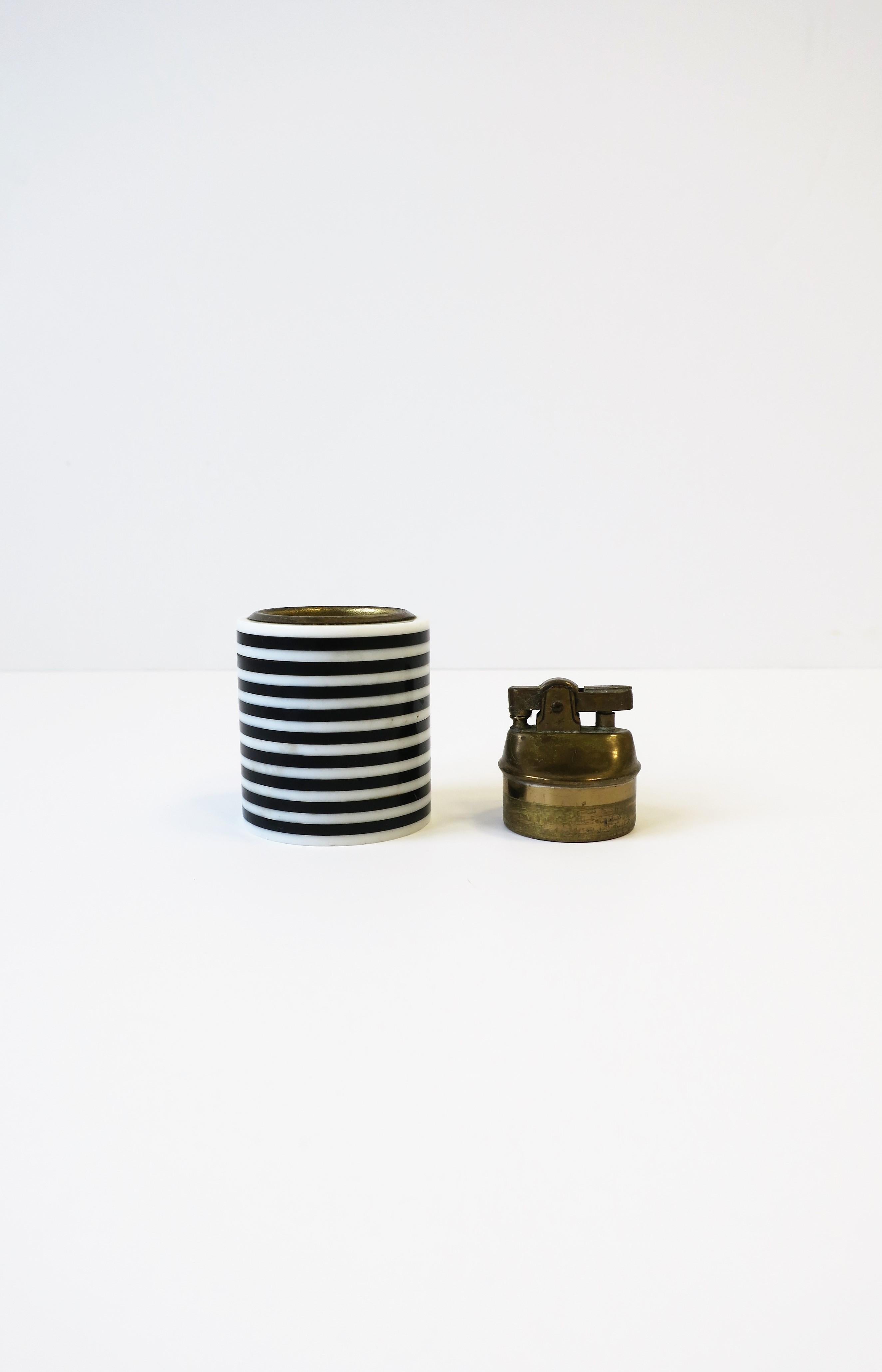 Postmodern Black and White Acrylic Lighter 3