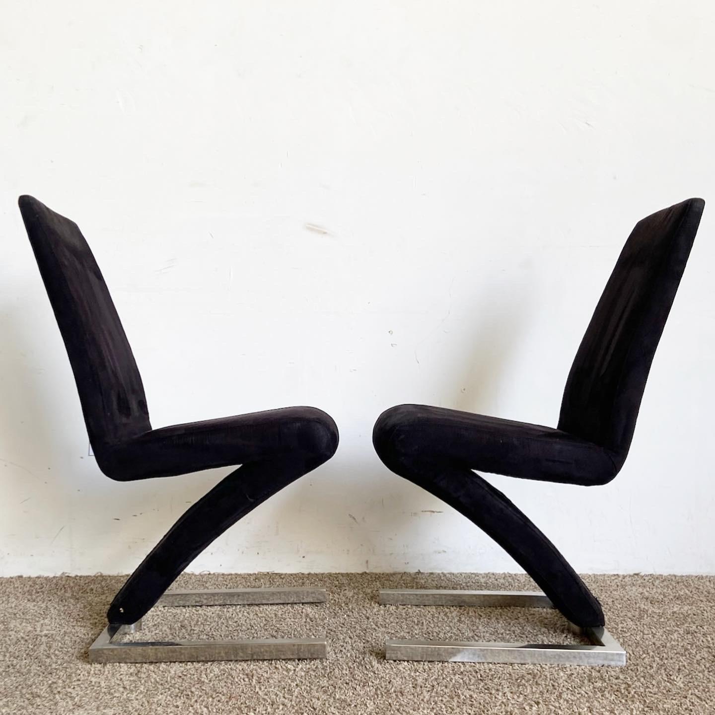 Postmodern Black Fabric Cantilever Zig Zag Dining Chairs With Chrome Base In Good Condition For Sale In Delray Beach, FL