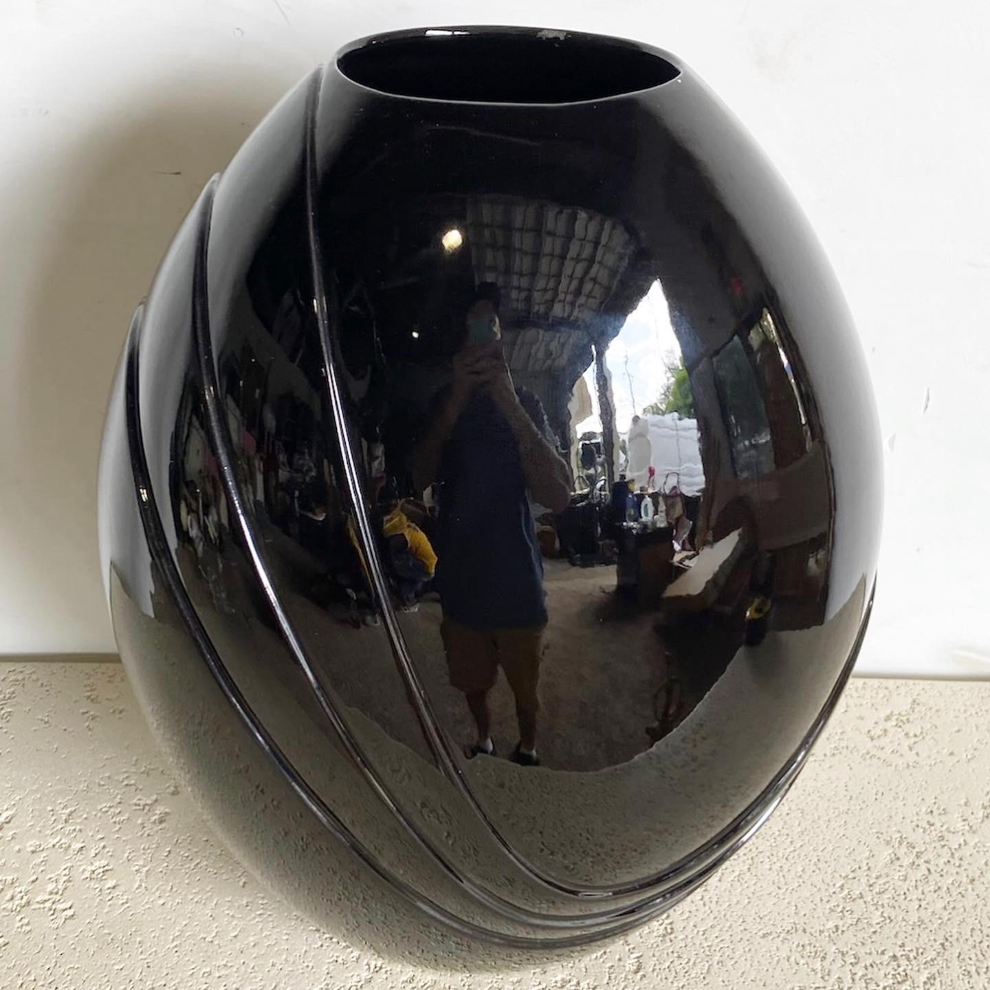 Postmoderne schwarze glänzende Vase von Haeger (amerikanisch) im Angebot