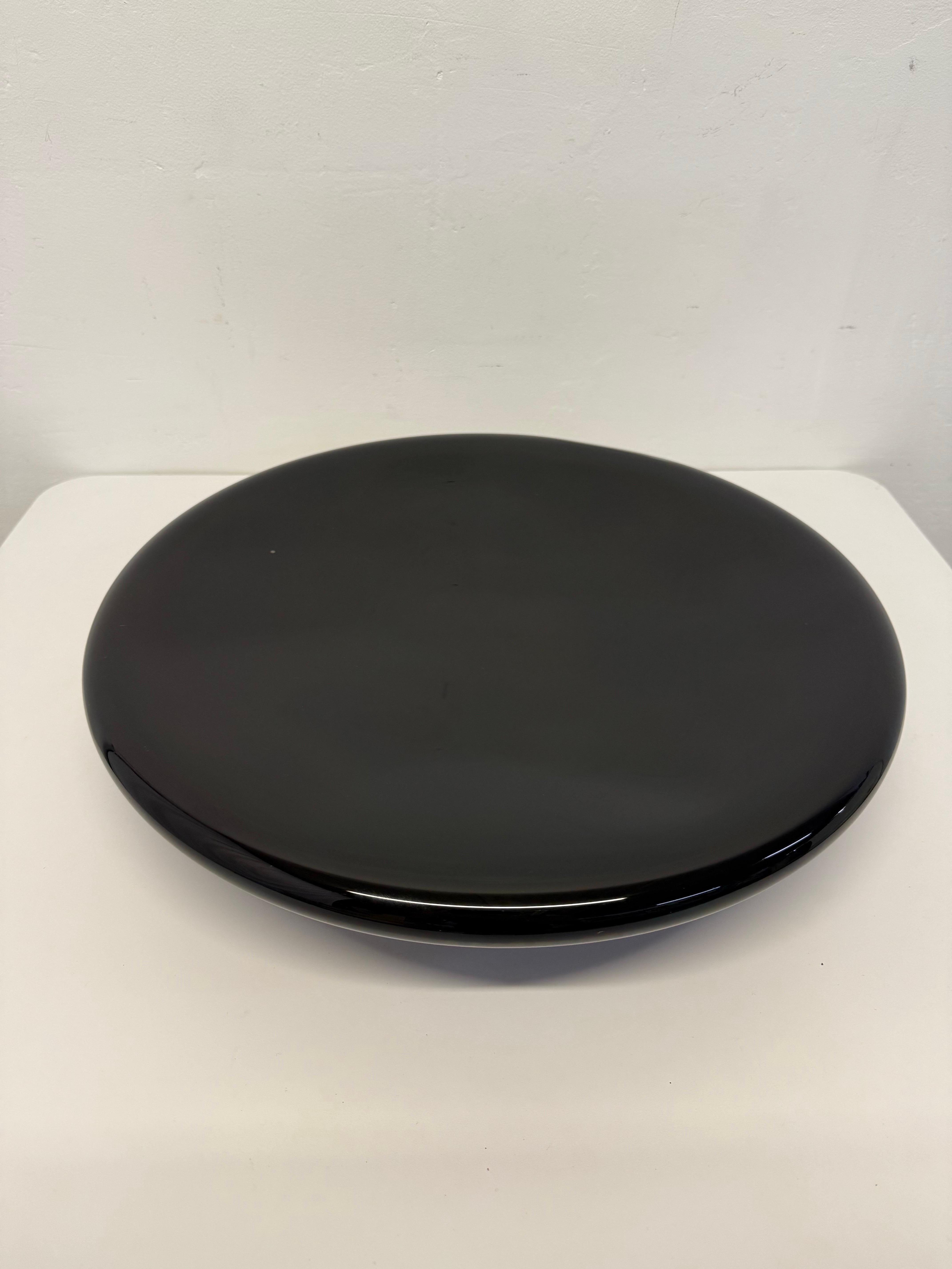 Cuenco posmoderno de vidrio soplado negro artesanal, años 80 en Bueno estado para la venta en Miami, FL