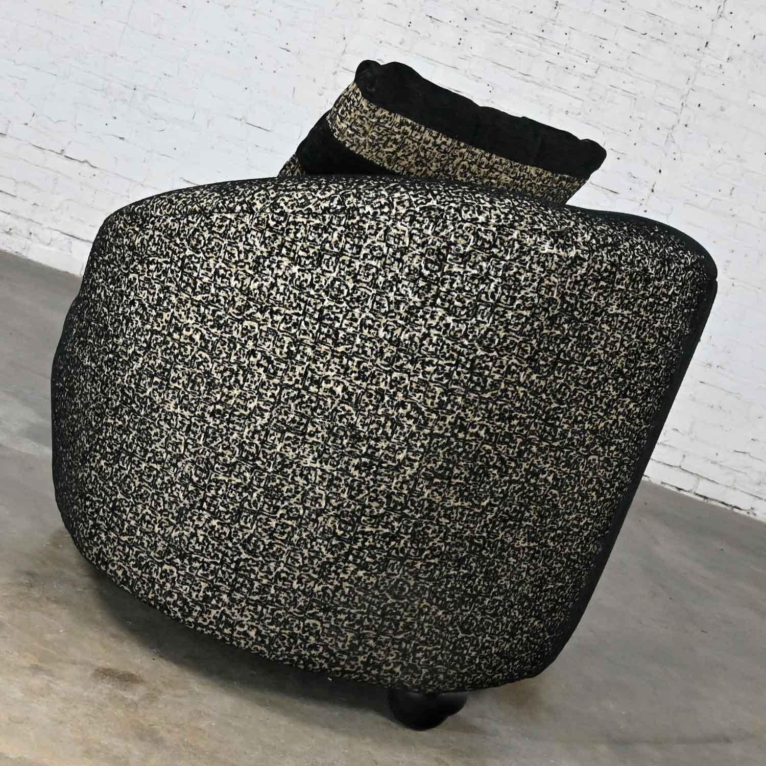 Fabric Postmodern Black & Khaki Sort of Animal Print Serpentine Cloud-Like Chaise Sofa For Sale