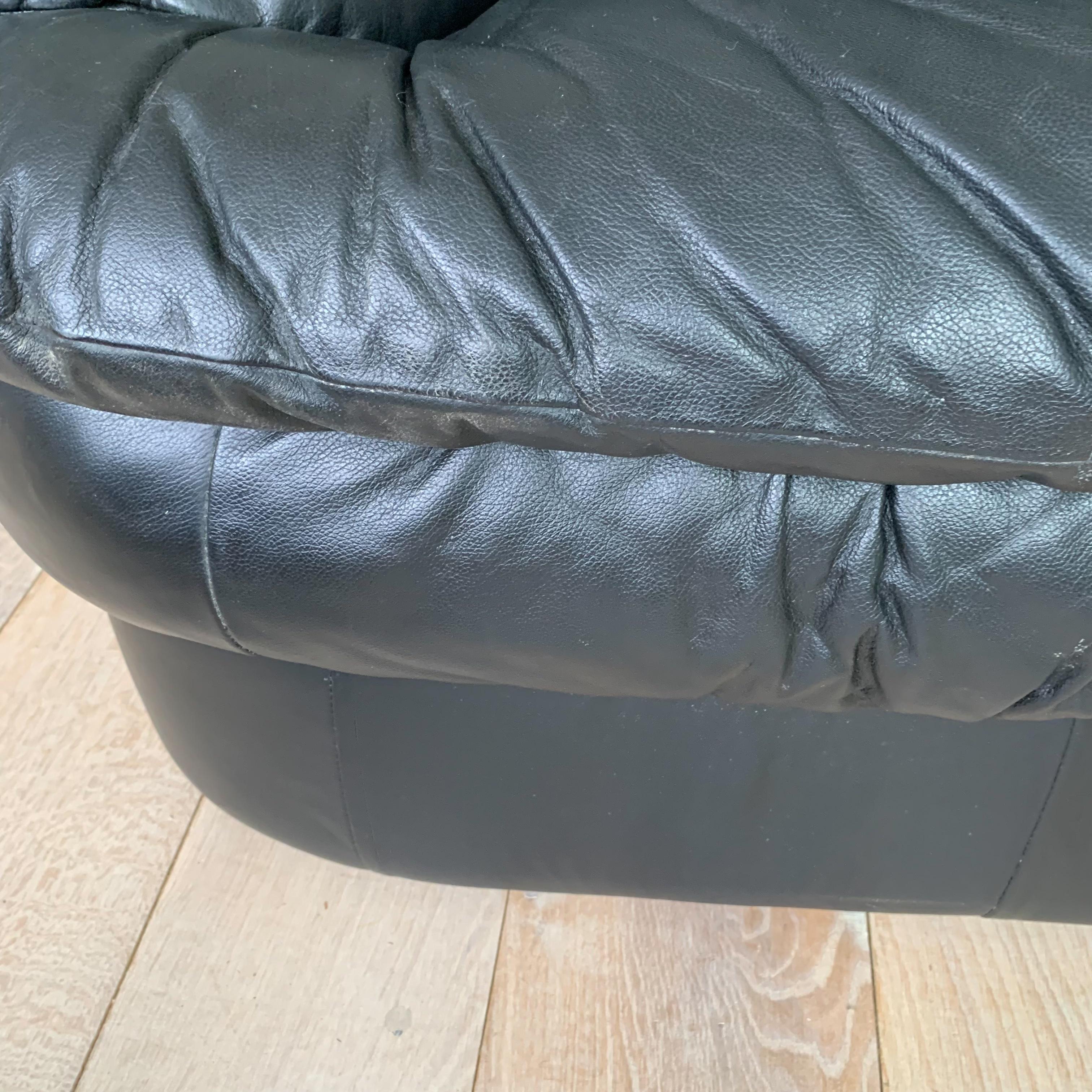 Postmodern Black Leather Lounge Chair For Sale 9