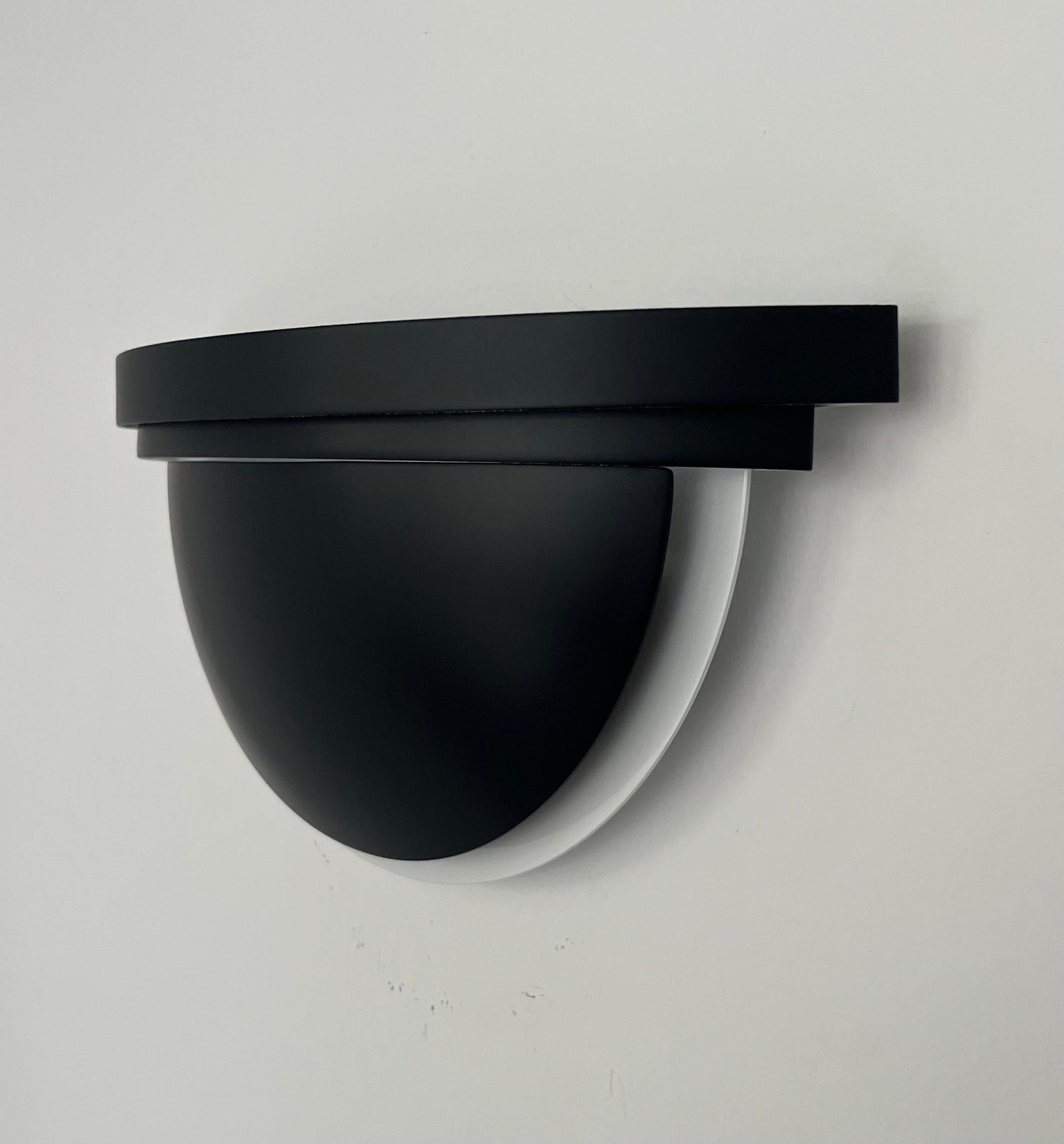 Late 20th Century Postmodern Black Metal Pair of Spanish Wall Sconces by Estiluz, Barcelona, 1980s For Sale