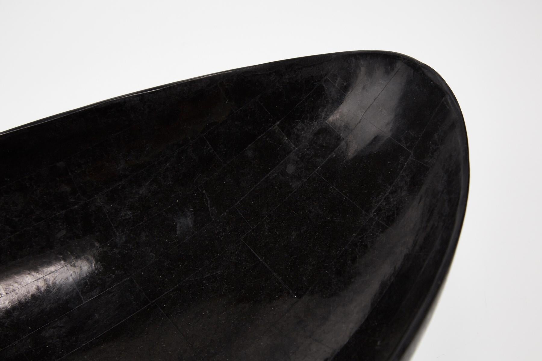 Postmodern Black Tessellated Stone Oval Decorative Bowl or Platter, 1990s For Sale 3
