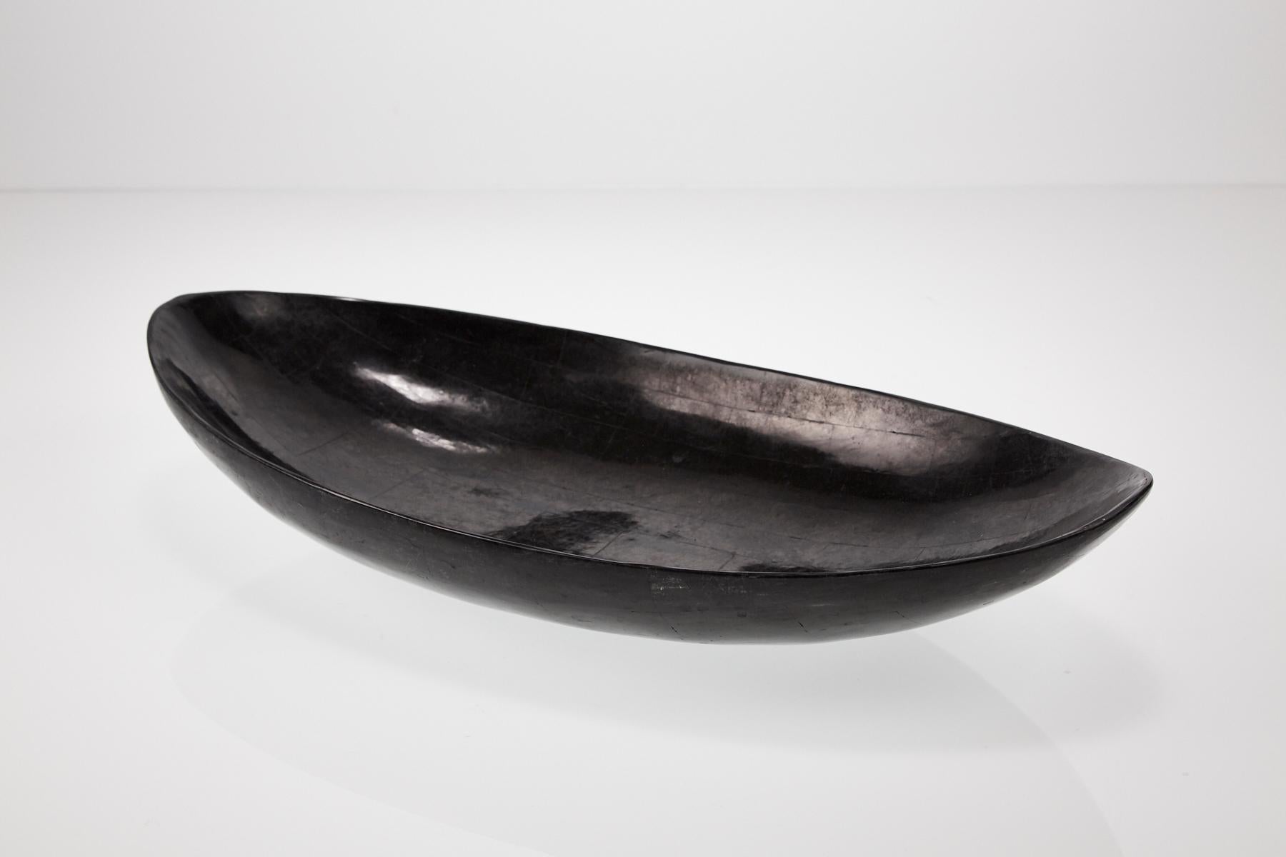 Inlay Postmodern Black Tessellated Stone Oval Decorative Bowl or Platter, 1990s For Sale