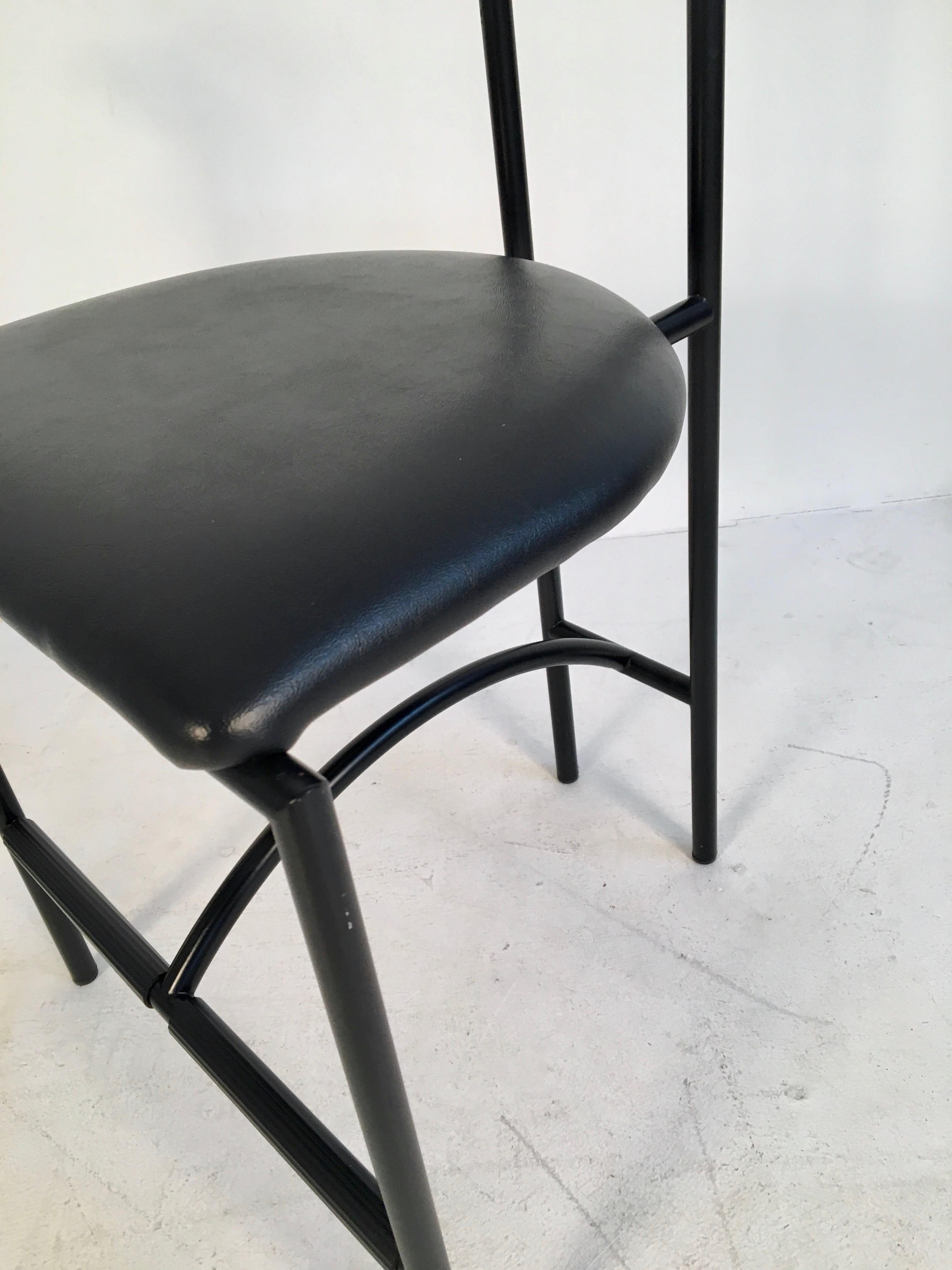 Postmodern Black 'Tokyo' Chair by Rodney Kinsman for OMK, England, circa 1980 In Good Condition For Sale In London, GB