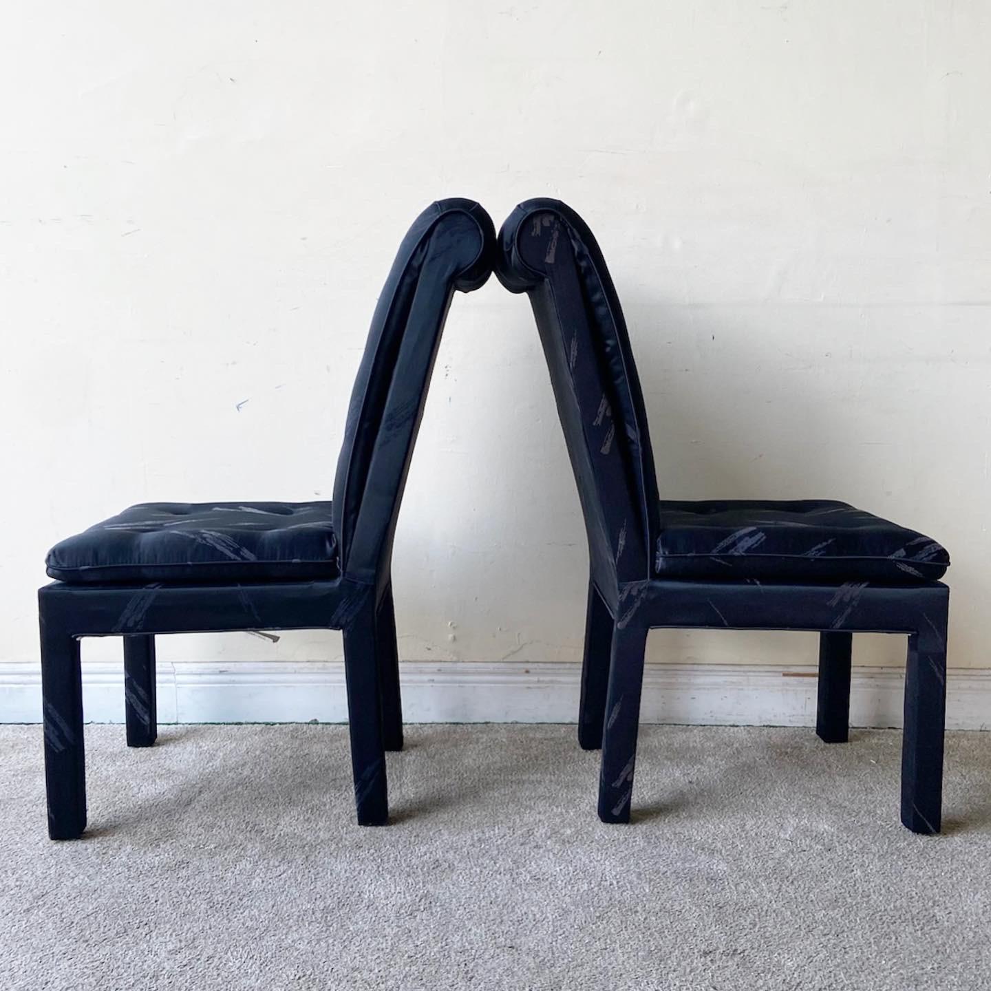 Tissu Chaises de salle à manger Parsons postmodernes noires tuftées, lot de 6 en vente