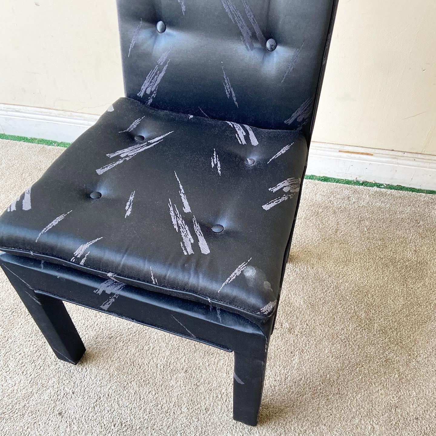 Postmodern Black Tufted Parsons Dining Chairs, Set of 6 In Good Condition For Sale In Delray Beach, FL