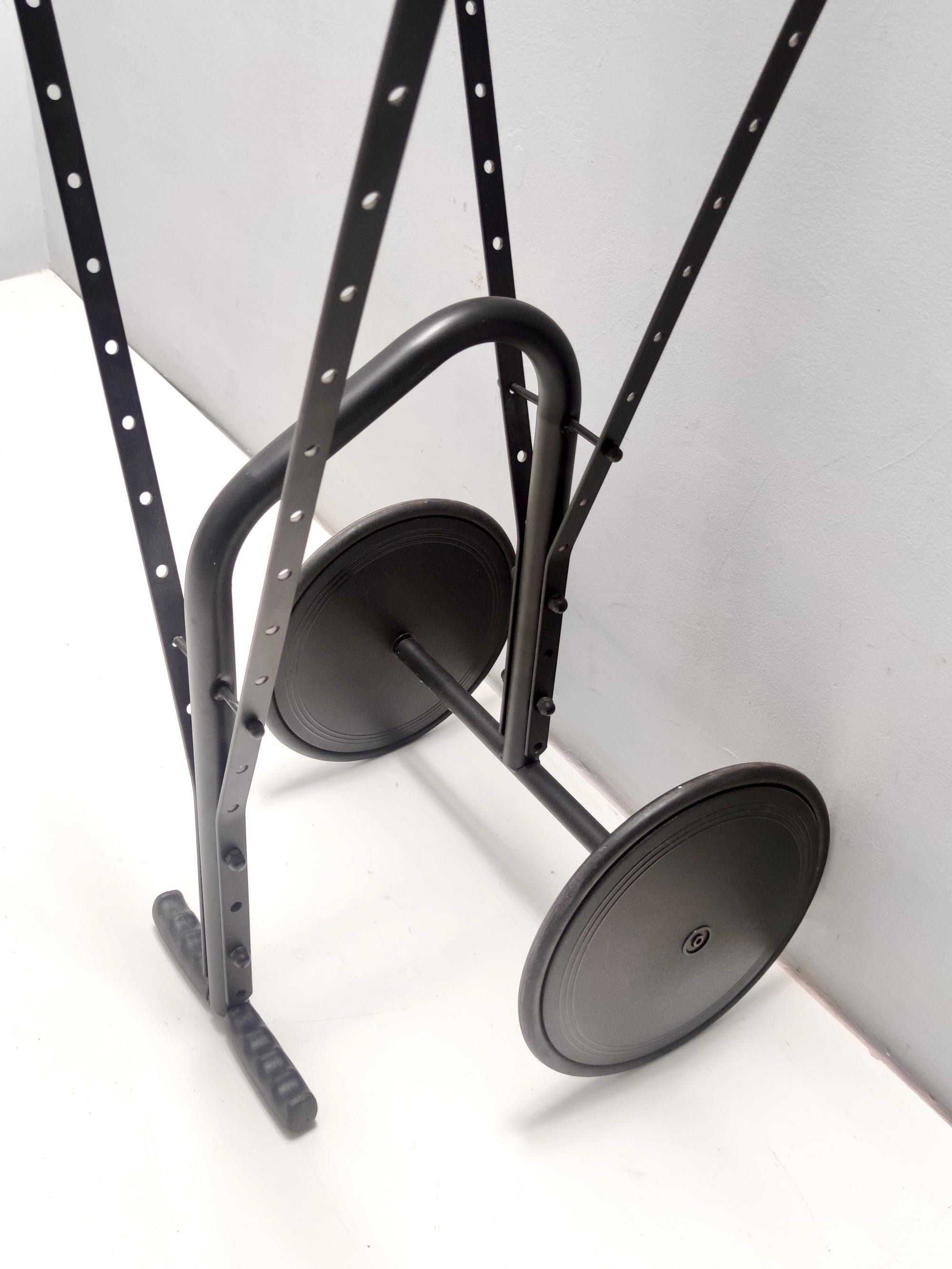 Postmodern Black Varnished Metal and Plastic Valet Stand, Italy For Sale 2
