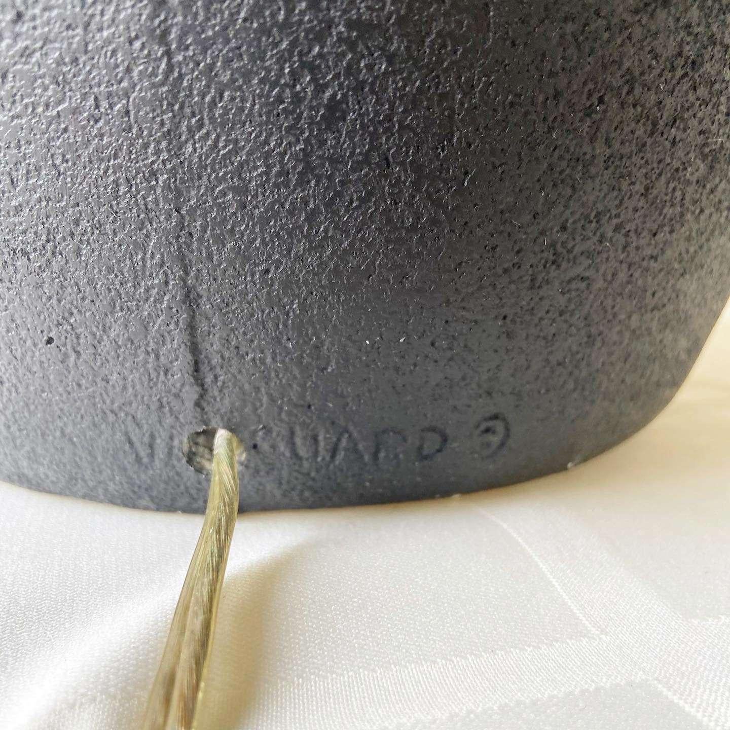 Lámpara de mesa posmoderna negra con cinta dorada y plateada de Lee Reynolds en venta 1