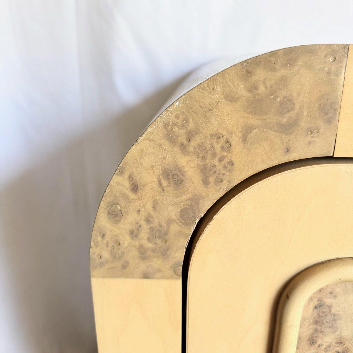 Credenza Postmoderna Rubio Cascada Con Acentos De Madera Burl en venta 6