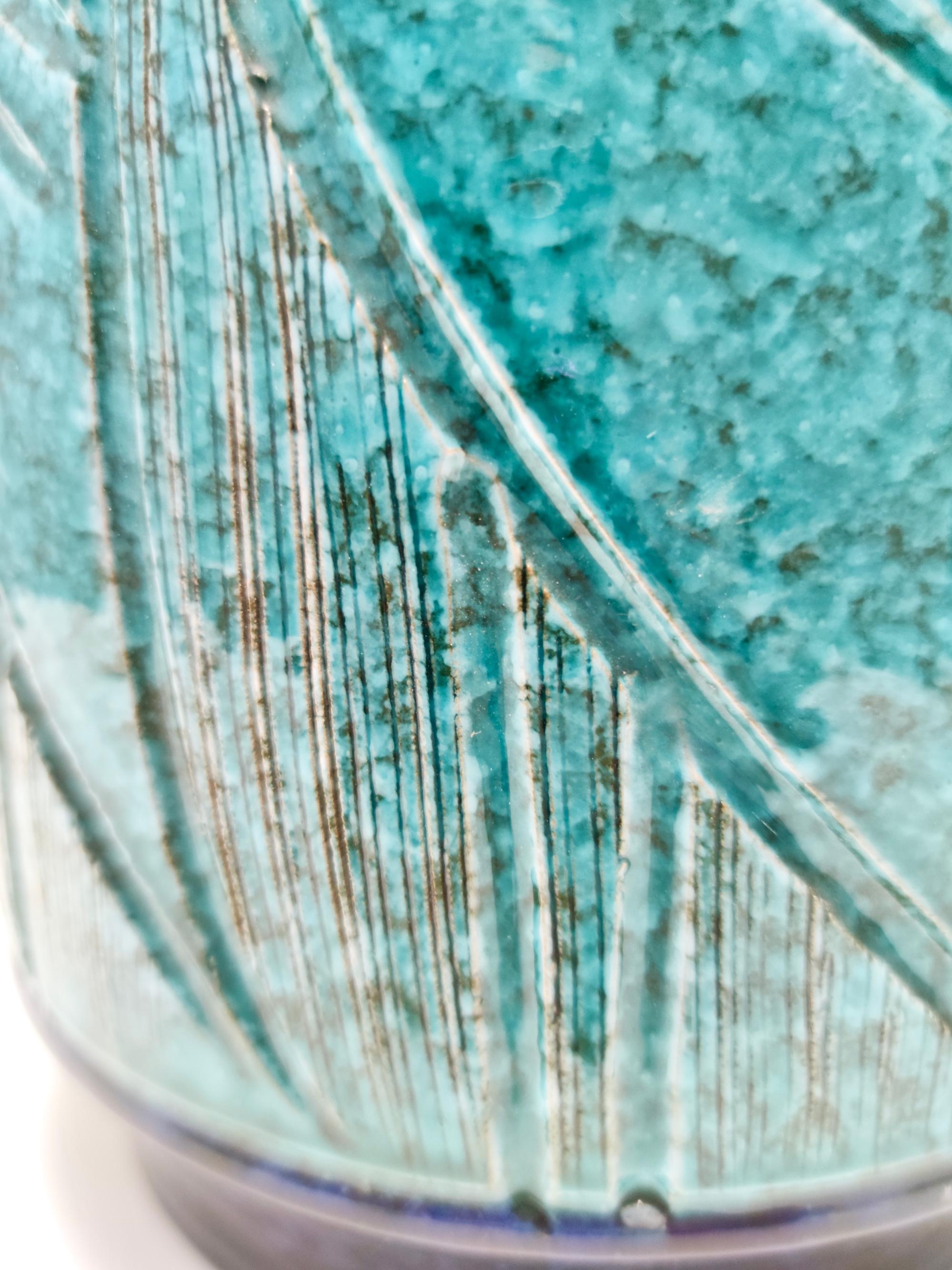 Postmoderne blaue und blaue Keramikvase im Stil von Bitossi im Angebot 7