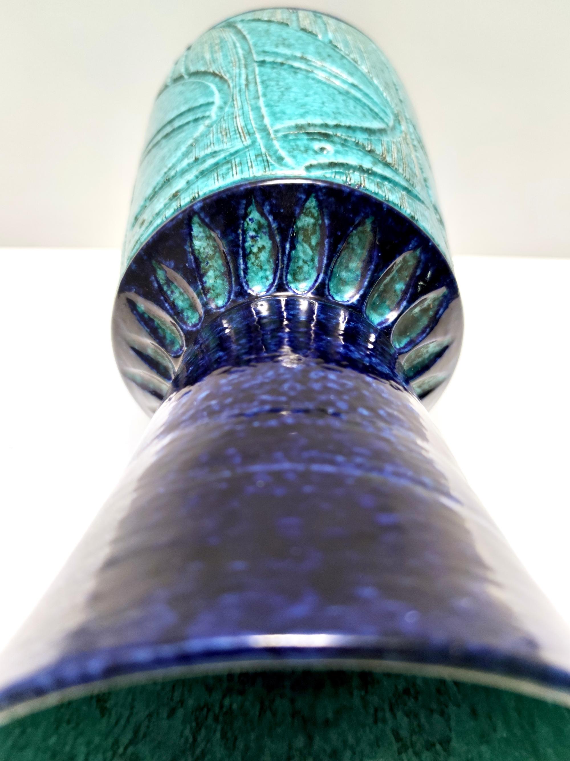 Late 20th Century Postmodern Blue and Teal Ceramic Vase in the style of Bitossi For Sale