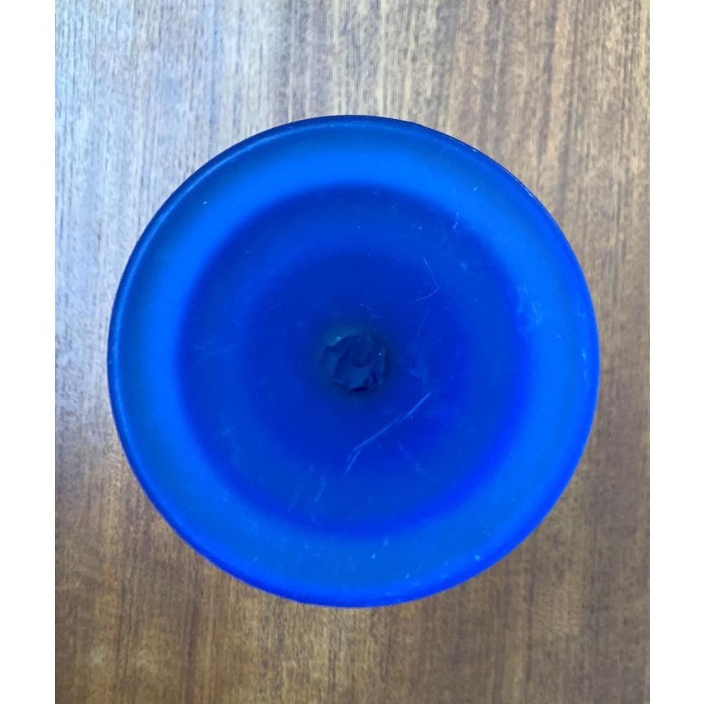 Portavelas posmoderno de vidrio azul, años 90 en venta 4