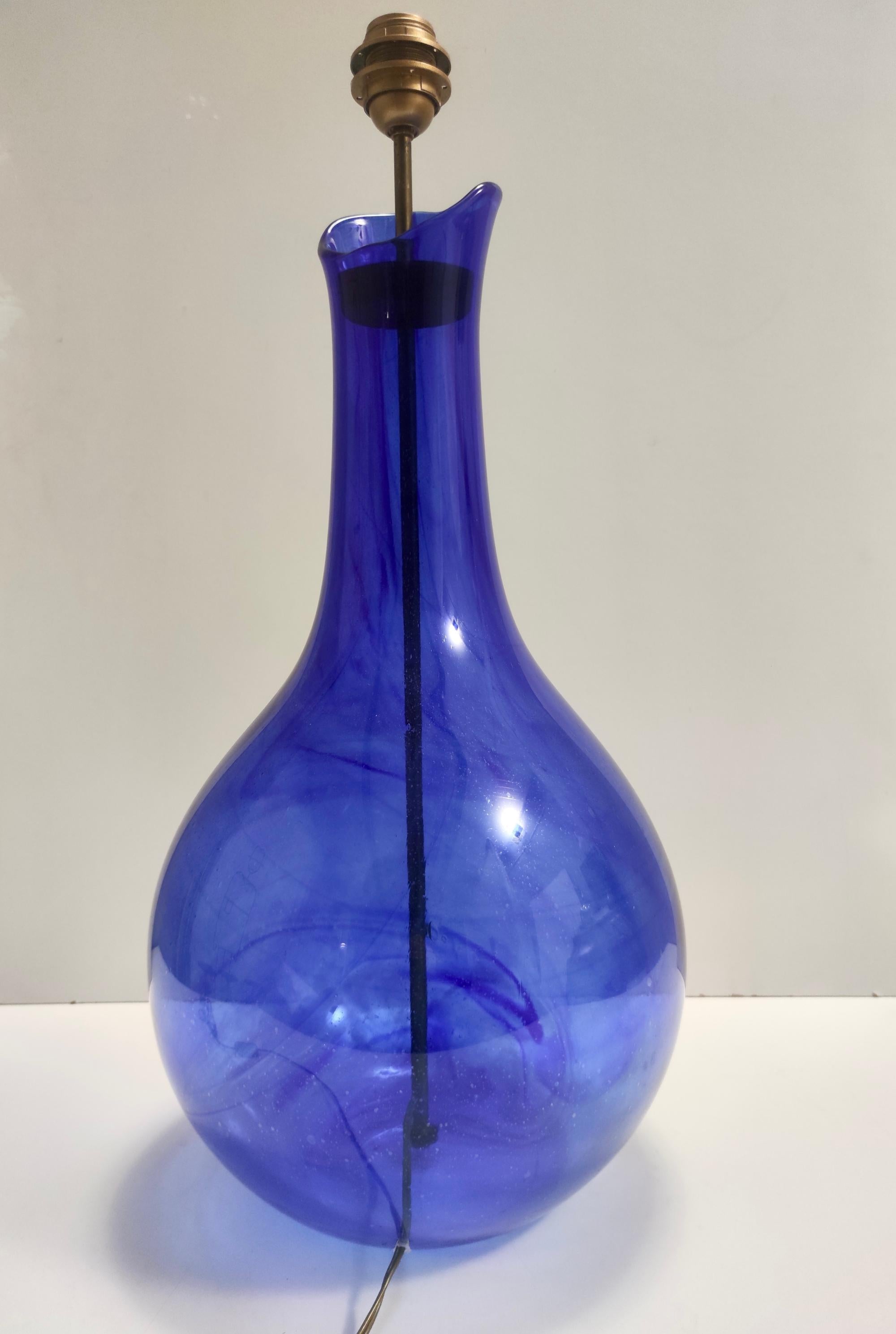 Postmoderner blauer Murano Glastisch mit oder ohne Lampenschirm aus Stoff, Italien im Angebot 2