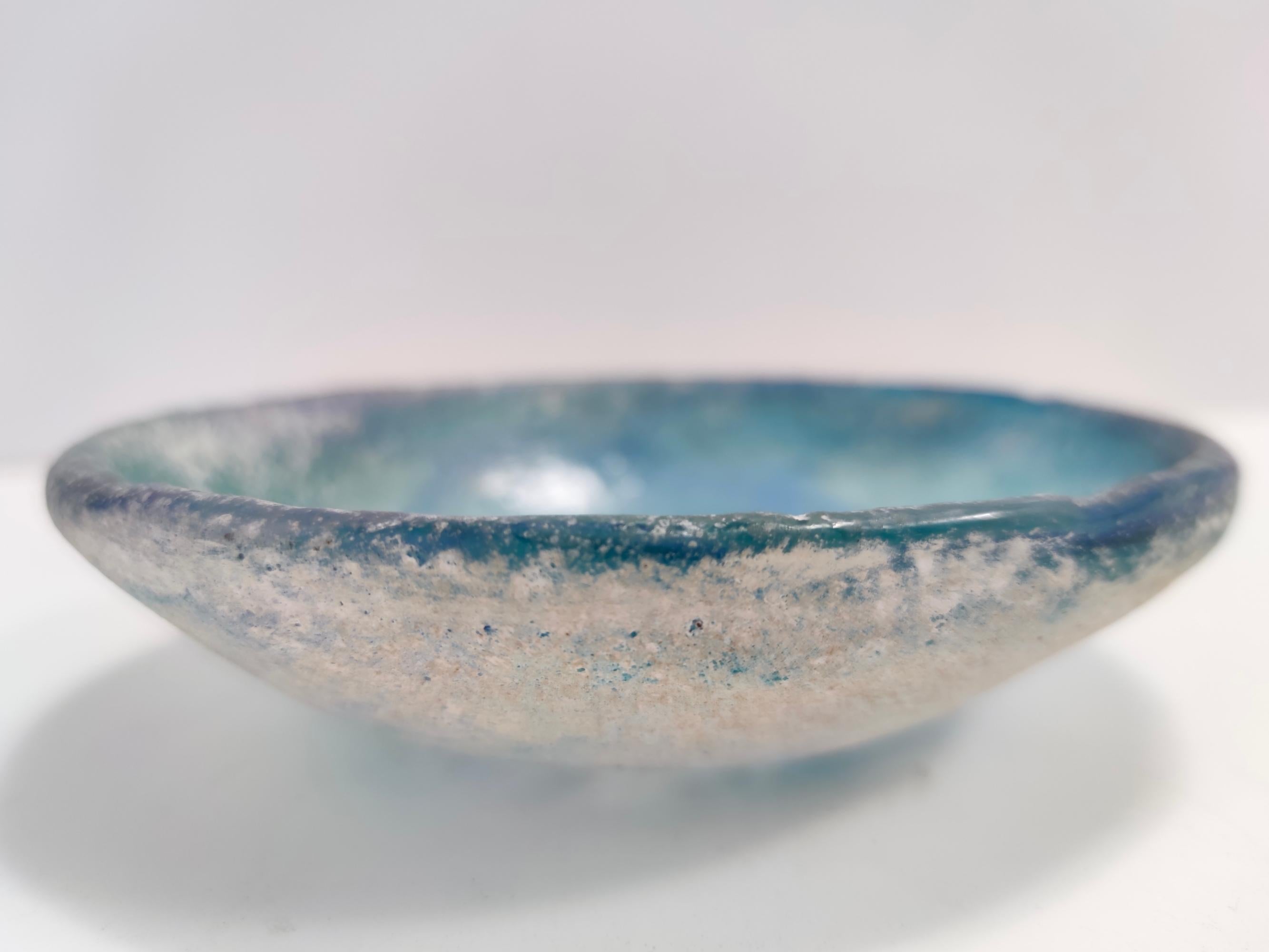 Mid-20th Century Postmodern Blue Scavo Glass Ashtray or Vide-Poche by Gino Cenedese, Italy For Sale