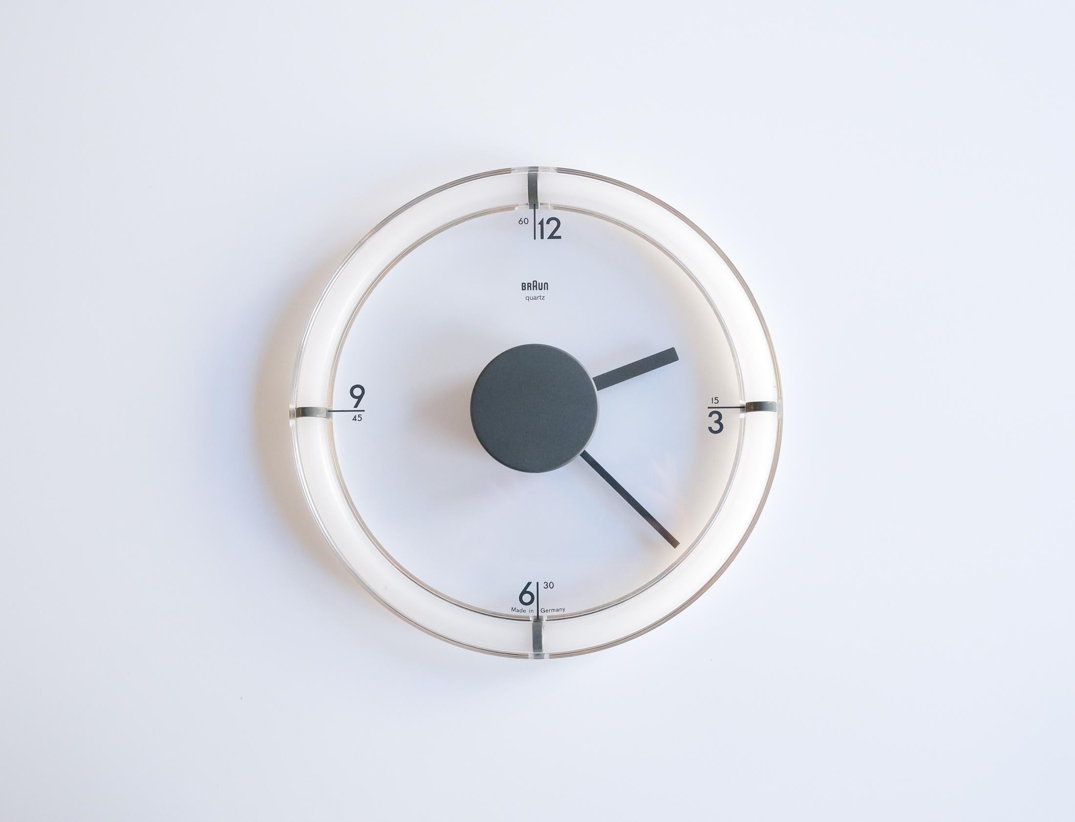 Postmodern BRAUN Model ABW-35 Wall Clock by Dietrich Lubs, Germany 1988 For Sale 7