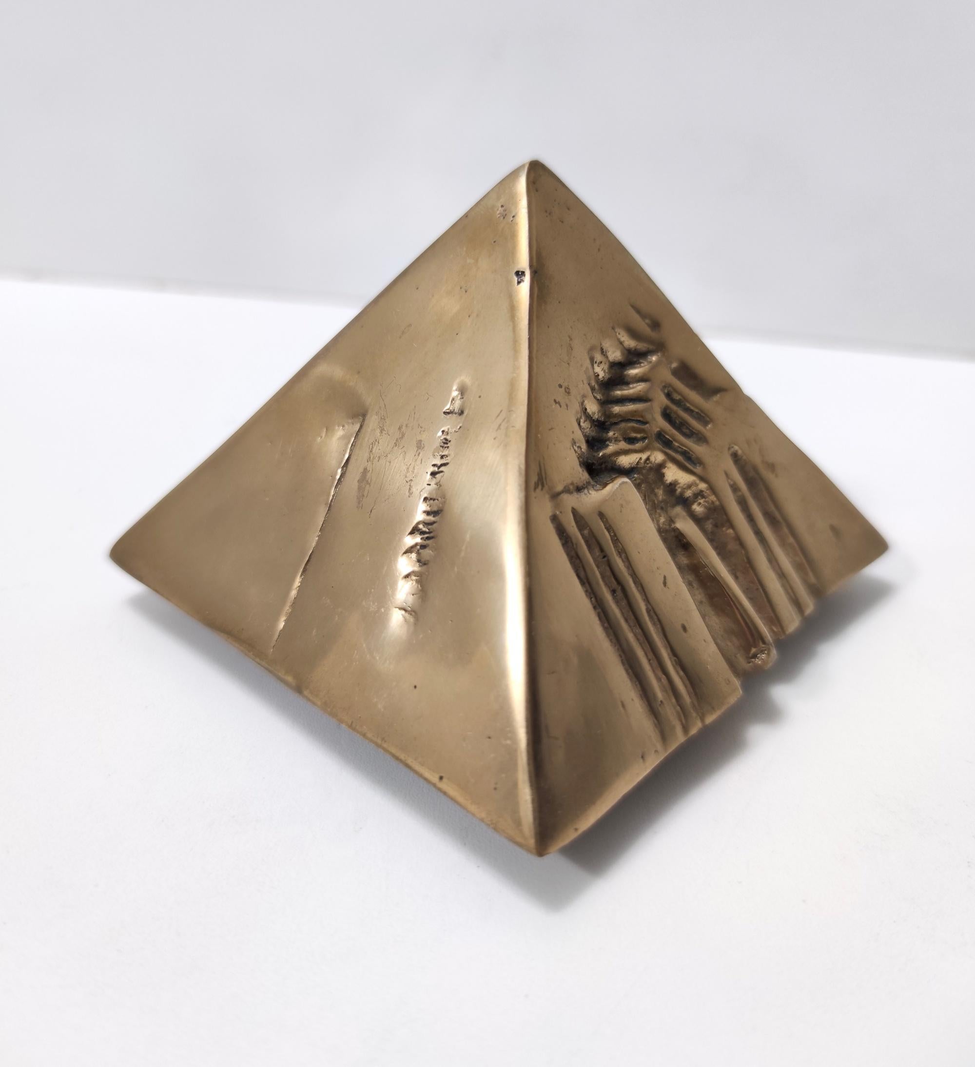 Postmodern Bronze Decorative Pyramid in the Style of Arnaldo Pomodoro, Italy 2
