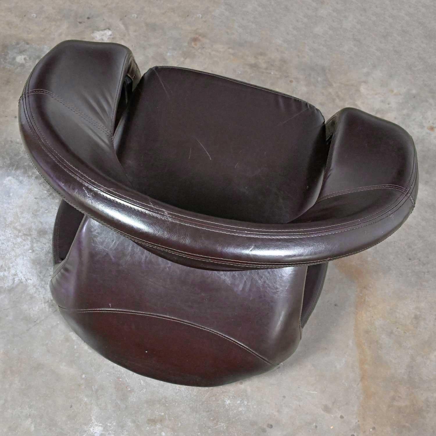 Post-Modern Postmodern Brown Faux Leather Tongue Chair Attributed Jaymar Pop Art Chair For Sale