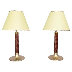 Lampes de bureau postmodernes en plexiglas et laiton bourgogne de F. Loffredo, Italie, années 1980
