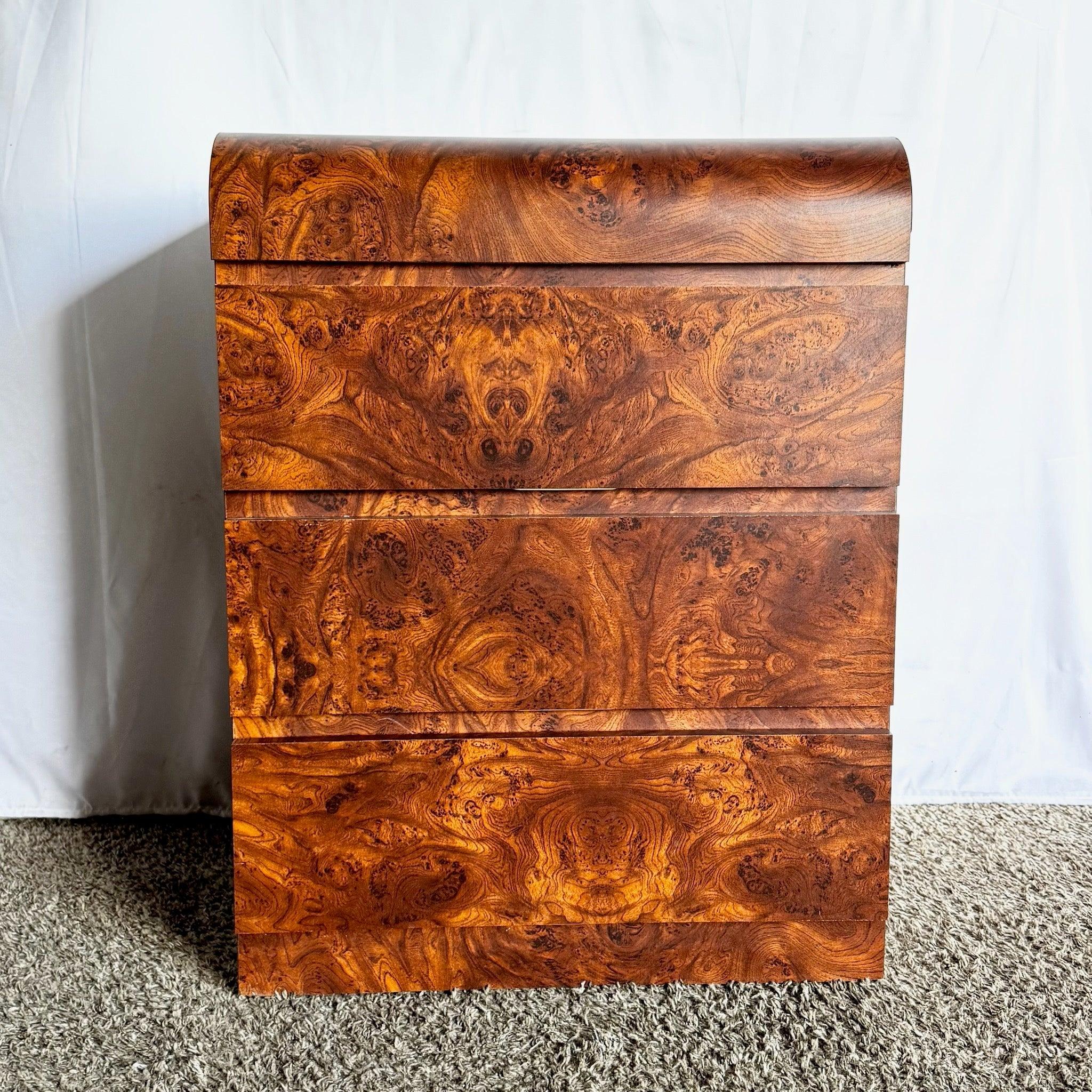 Comoda/mesilla de noche postmoderna de madera laminada en burl en Bueno estado para la venta en Delray Beach, FL
