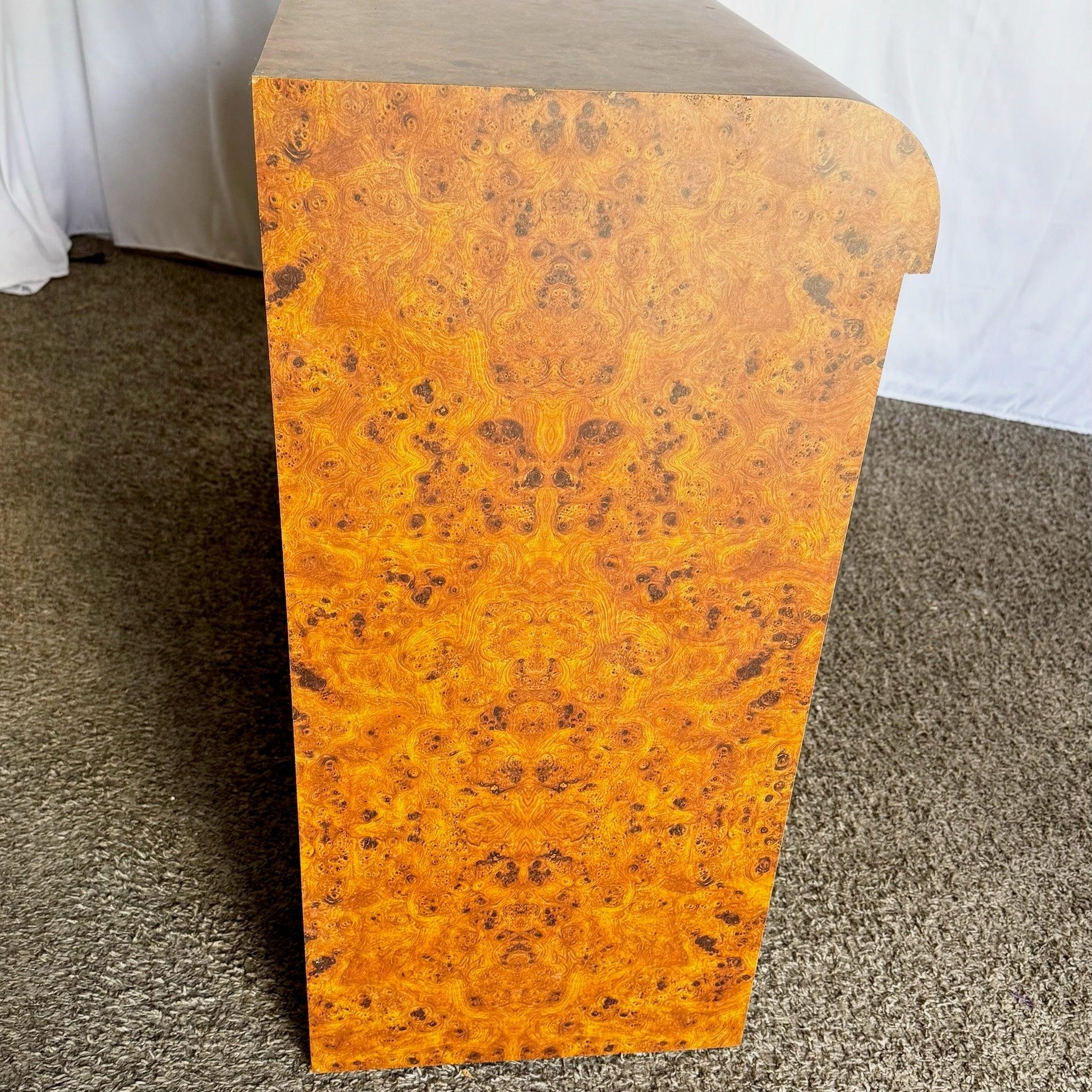 Cómoda Postmoderna De Madera De Burl Laminada En Cascada Con Espejo - 2 Piezas en venta 2