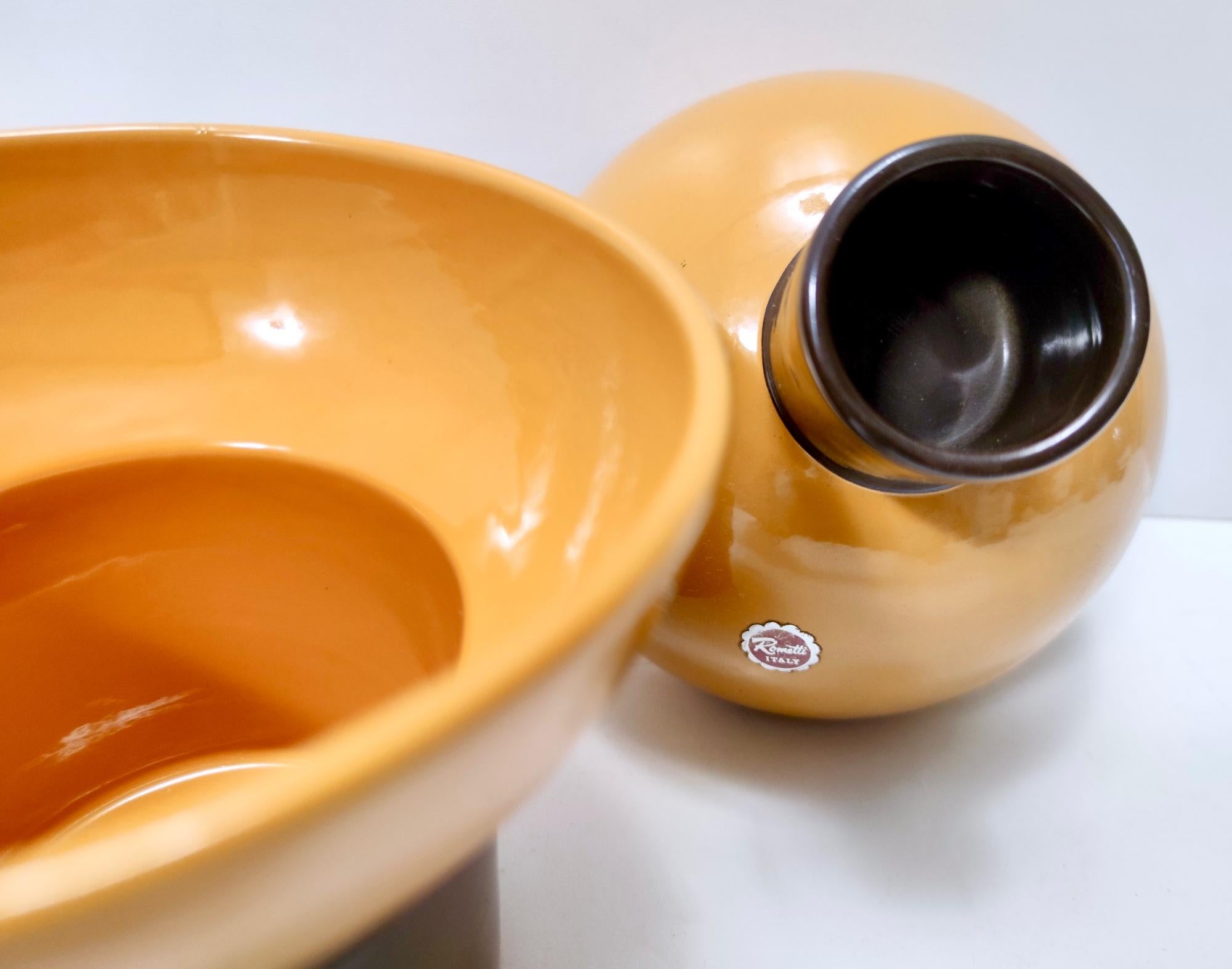 Postmodern Burnt Orange and Black Ceramic Cookie Jar by Rometti, Italy In Excellent Condition In Bresso, Lombardy