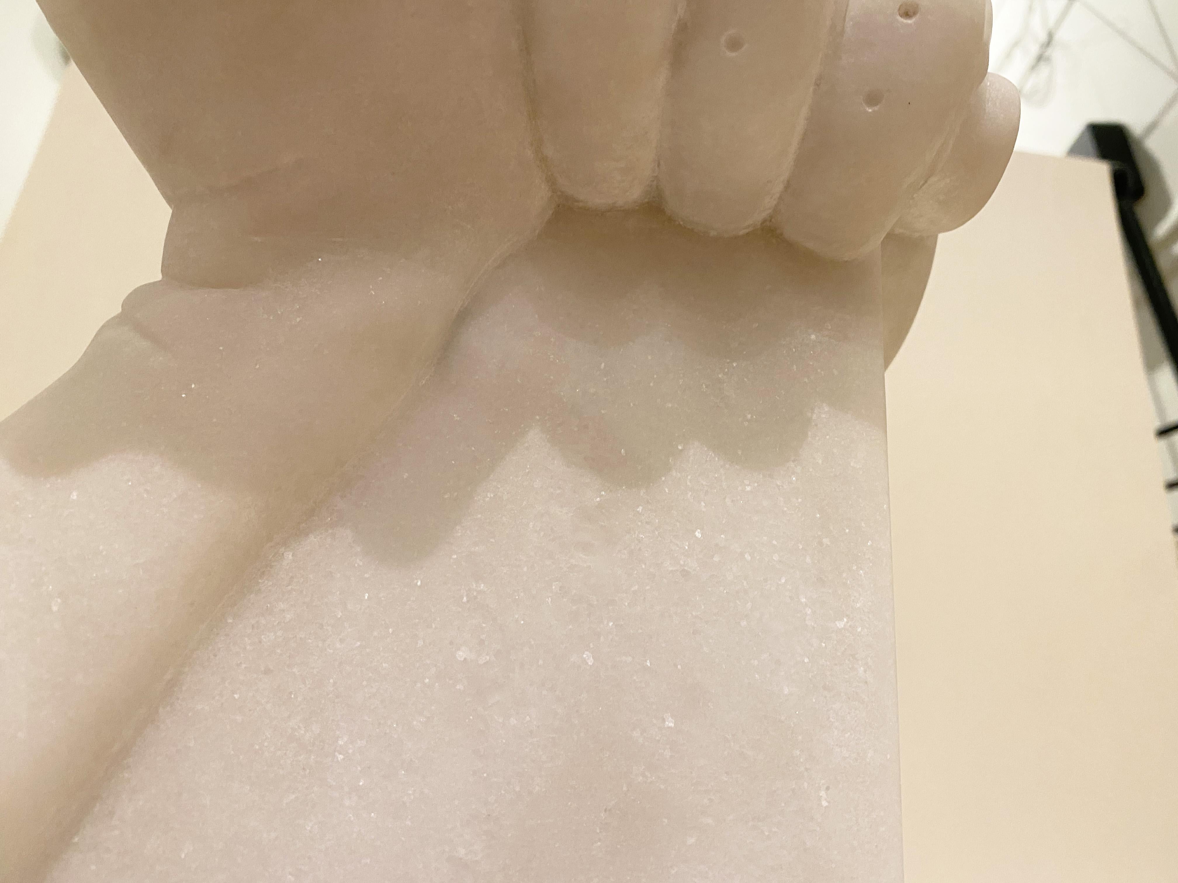 Scultura postmoderna di mani in marmo di Carrara di Eric Theret, Francia, anni Novanta. in vendita 10