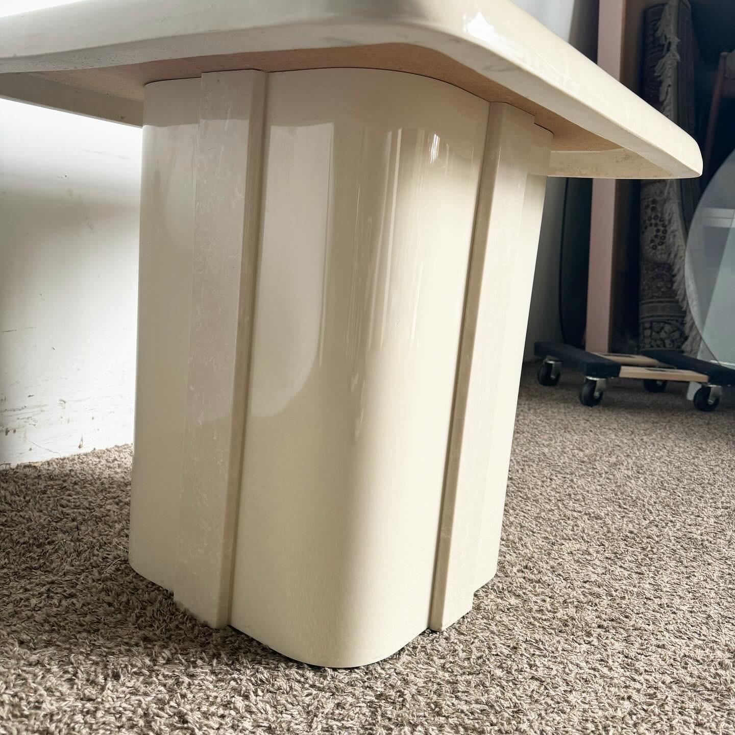Postmodern Casted Cream Faux Marble Side Table In Good Condition For Sale In Delray Beach, FL