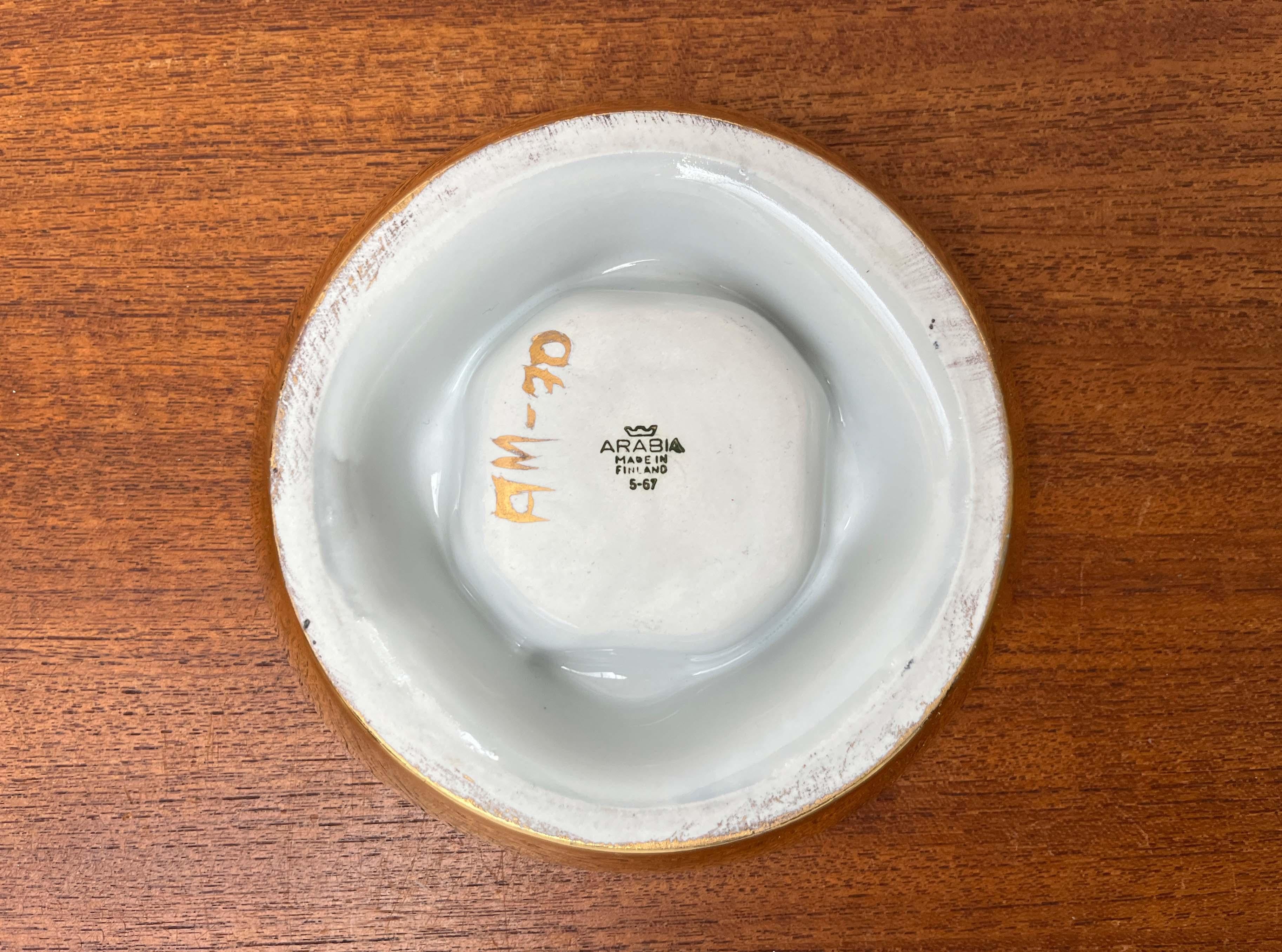 Cendrier postmoderne en céramique dorée d'Arabie, années 1980 en vente 6