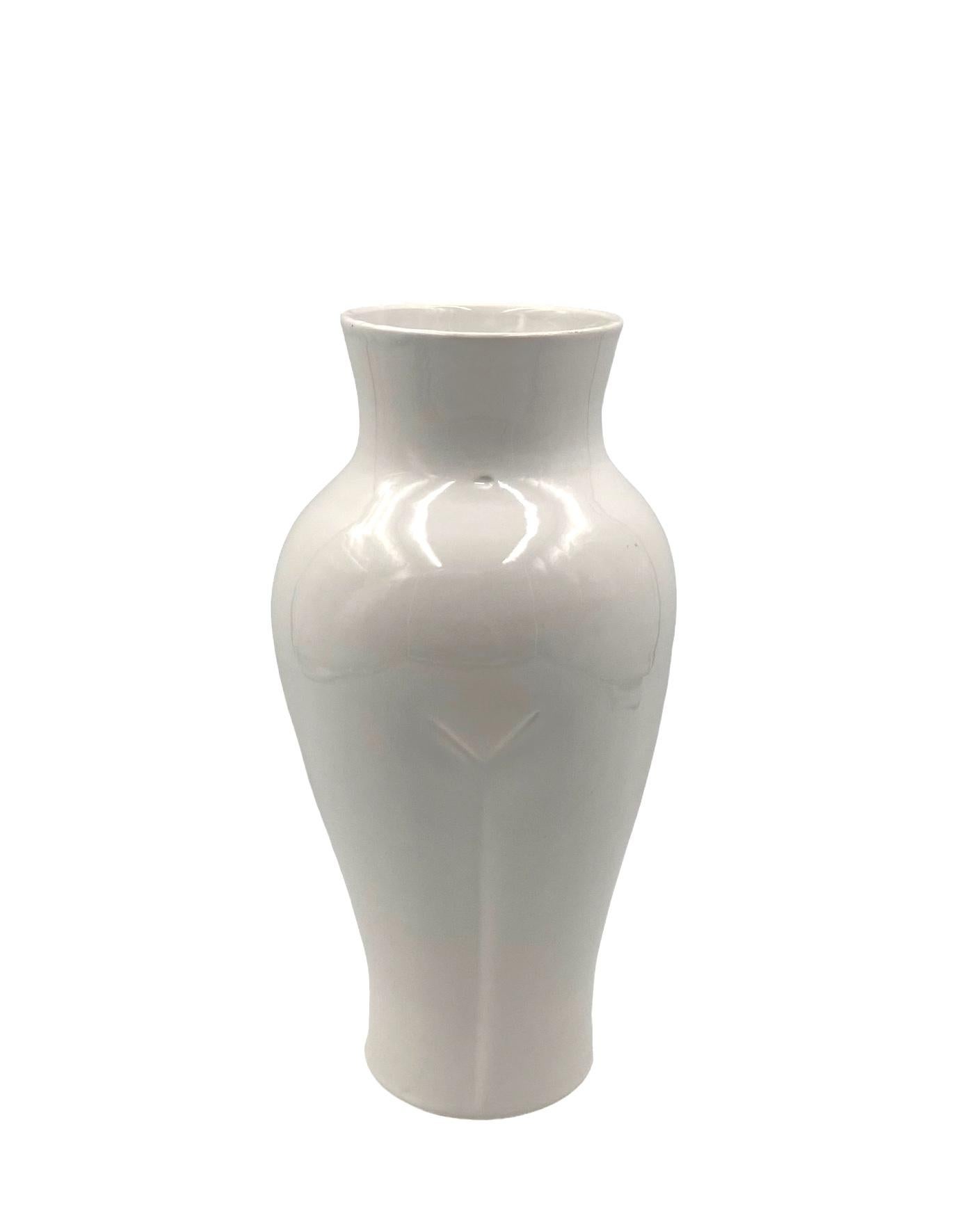 Postmodern ceramic 'Femme' vase, Baba, Vallauris France ca. 1980s For Sale 7