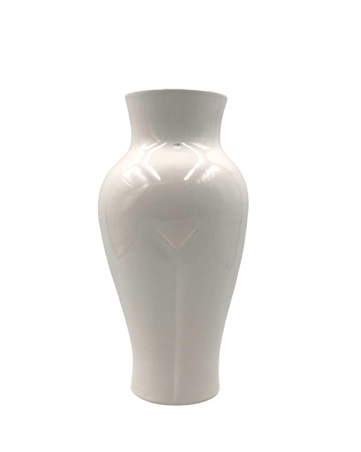 Postmodern ceramic 'Femme' vase, Baba, Vallauris France ca. 1980s For Sale 8